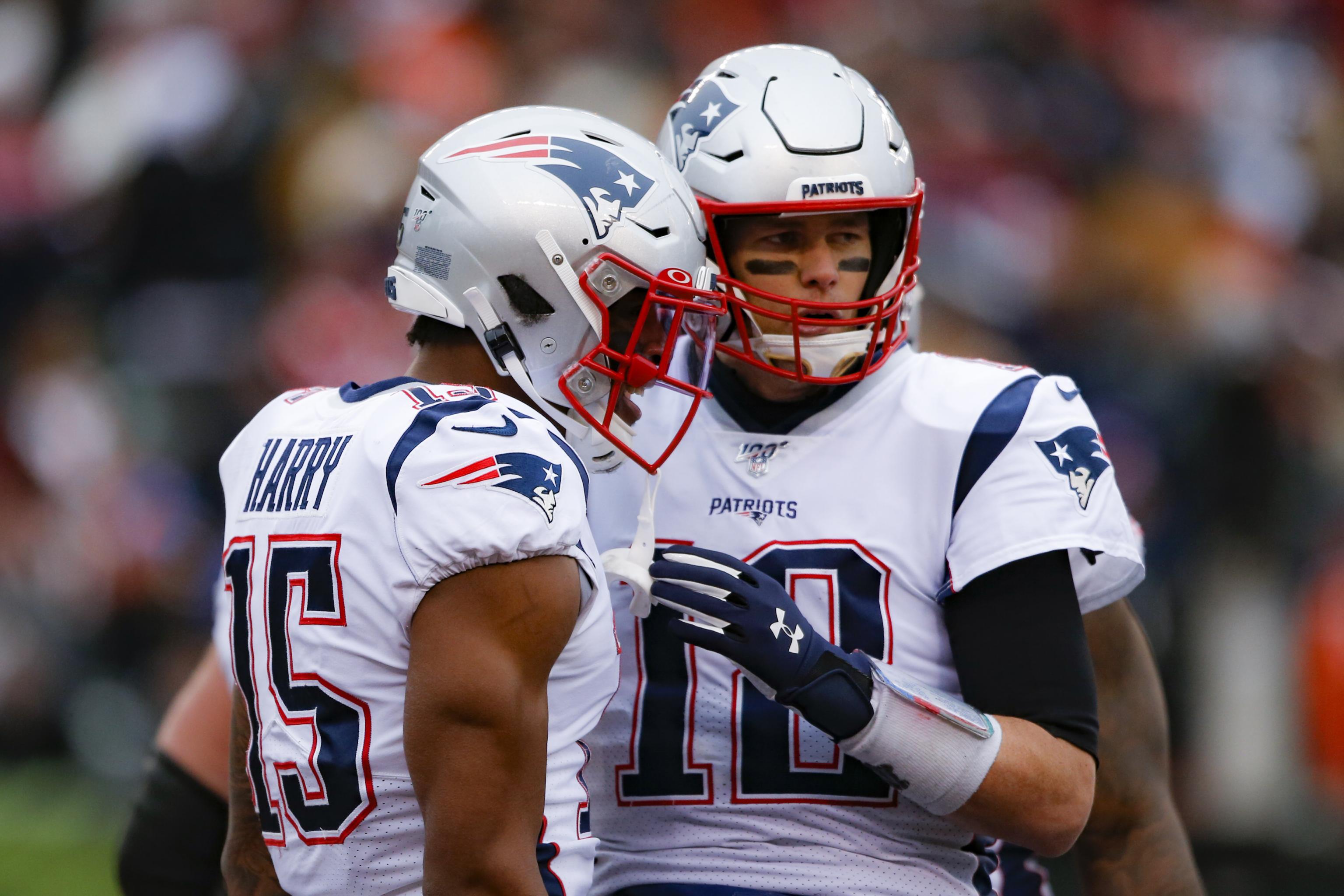 Dolphins, Patriots square off with playoff chances at stake - The