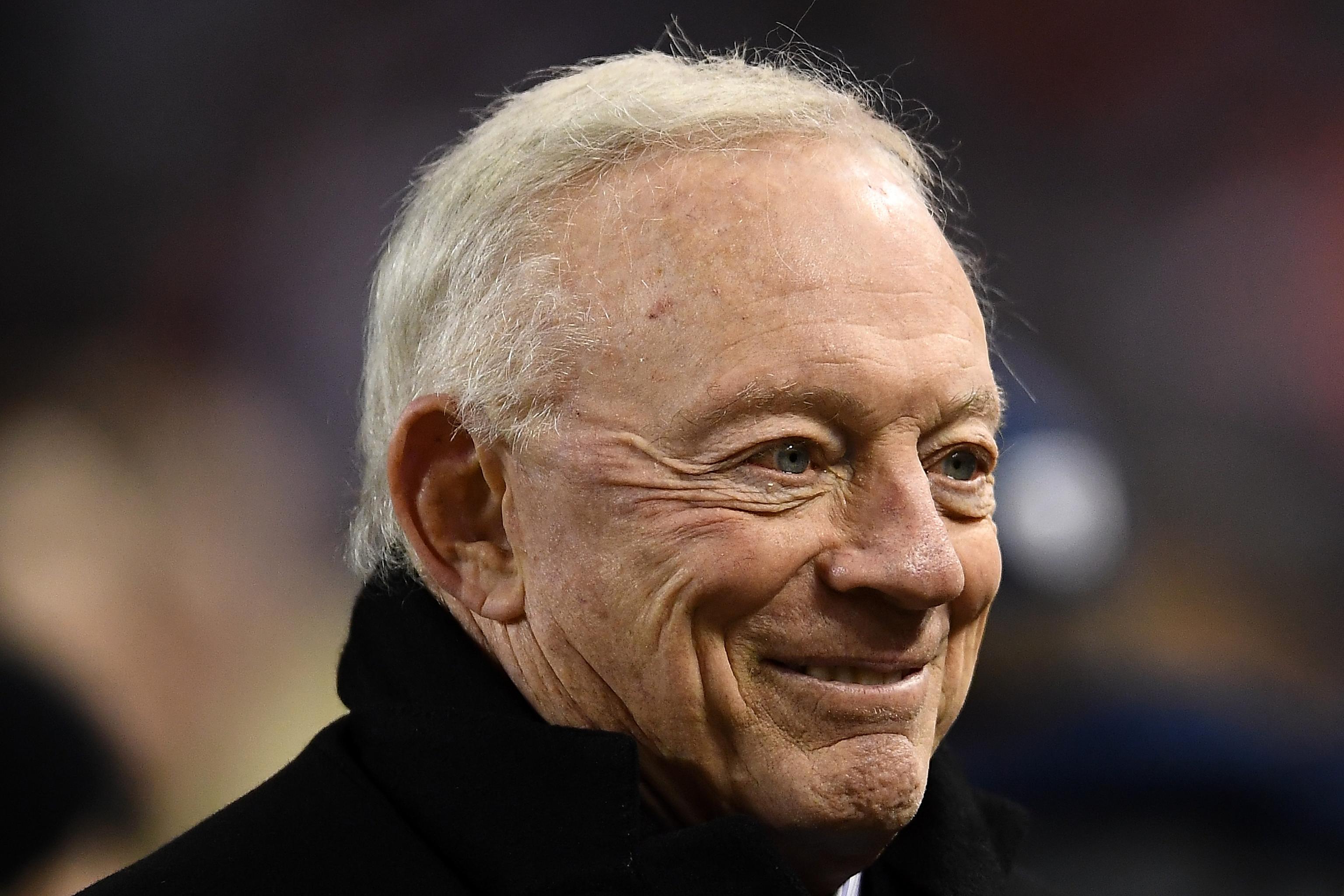 Dallas Cowboys' Loss To Bears Shows Jerry Jones Is To Blame