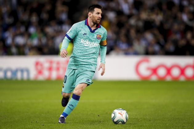 SAN SEBASTIAN, SPAIN - DECEMBER 14: Lionel Messi of FC Barcelona during the La Liga Santander  match between Real Sociedad v FC Barcelona at the Estadio Anoeta on December 14, 2019 in San Sebastian Spain (Photo by David S. Bustamante/Soccrates/Getty Images)