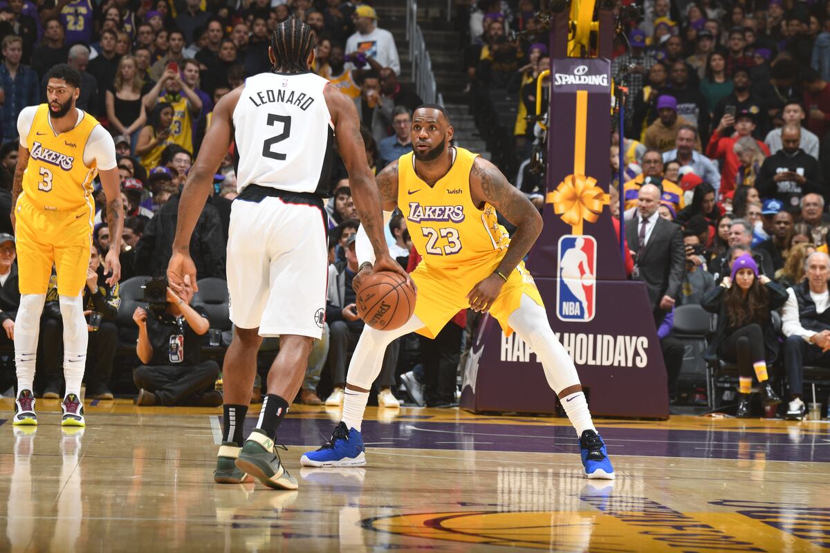 Kawhi Leonard Leads Clippers to Xmas Win vs. LeBron James ...