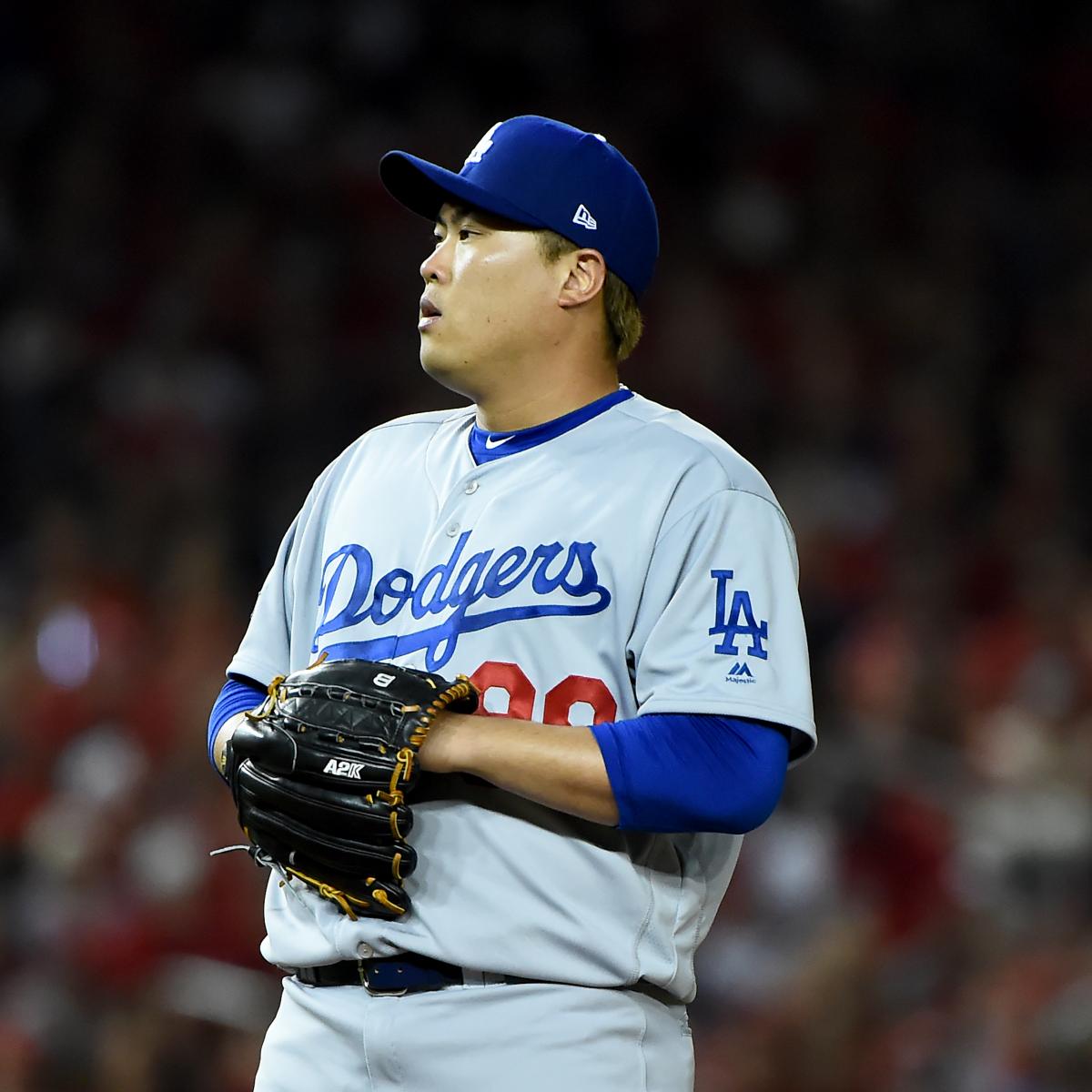 Blue Jays lose pitcher Hyun Jin Ryu to injury in heat of playoff