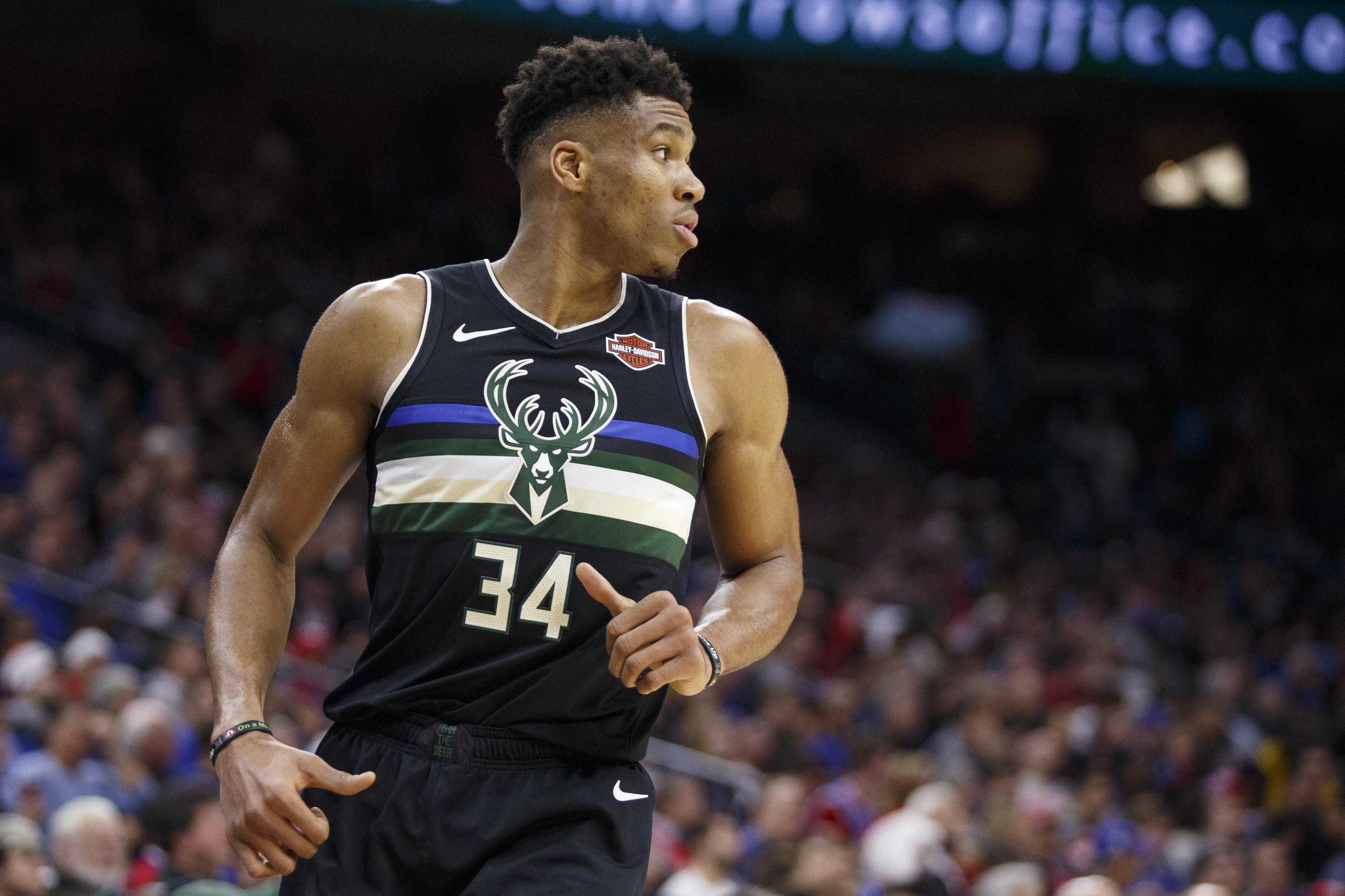 Bucks Giannis Antetokounmpo Ruled Out Vs Wizards Because Of Shoulder Injury Bleacher Report Latest News Videos And Highlights