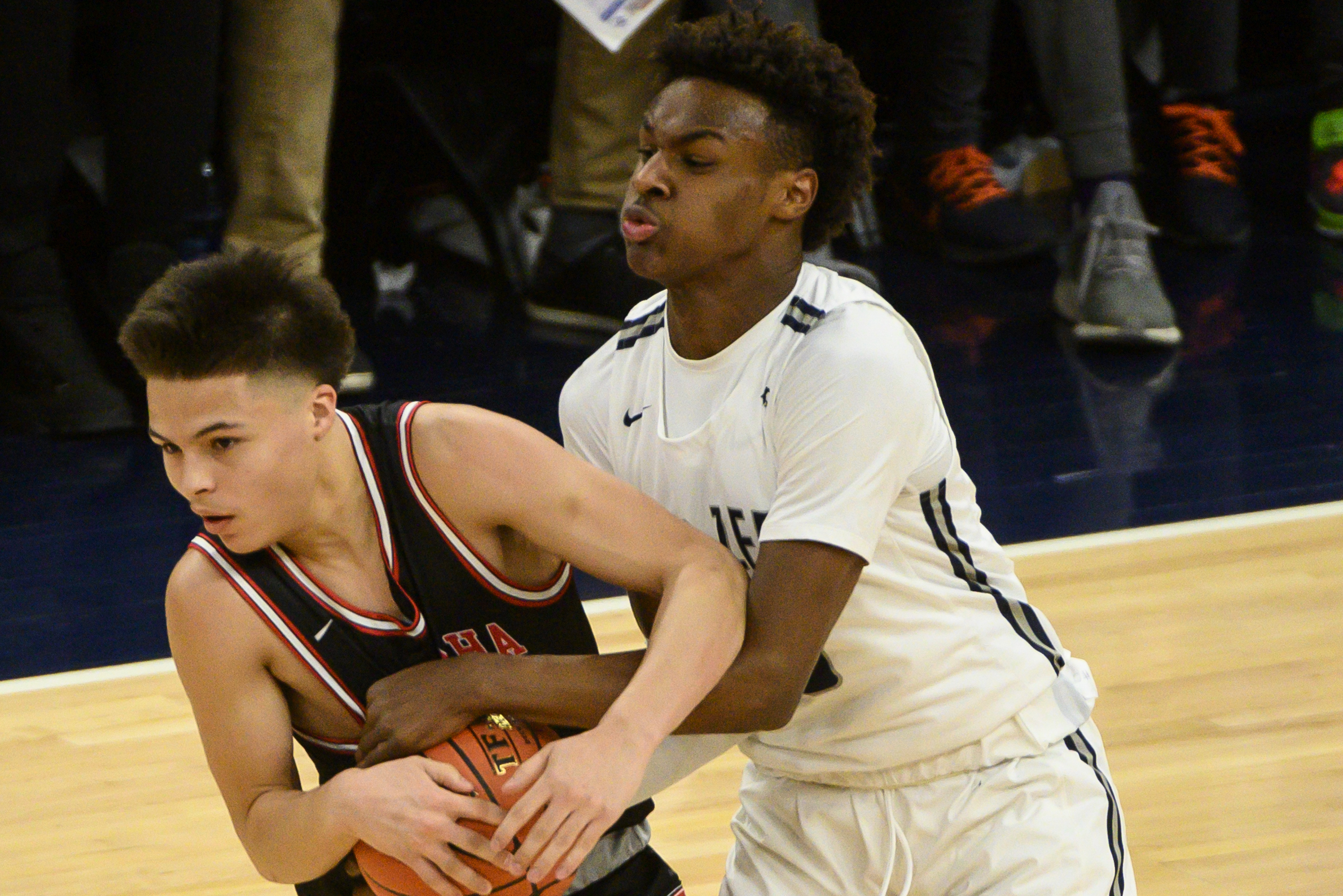 Bronny James Zaire Wade Sierra Canyon Lose 78 58 To Minnehaha