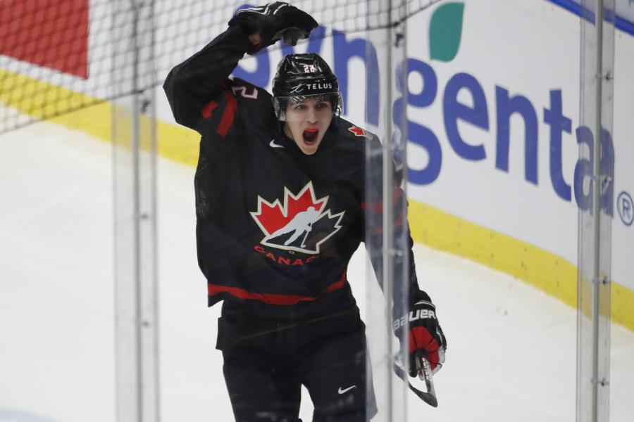 Canada beats Russia, 5-4, for record 16th world junior title - Los