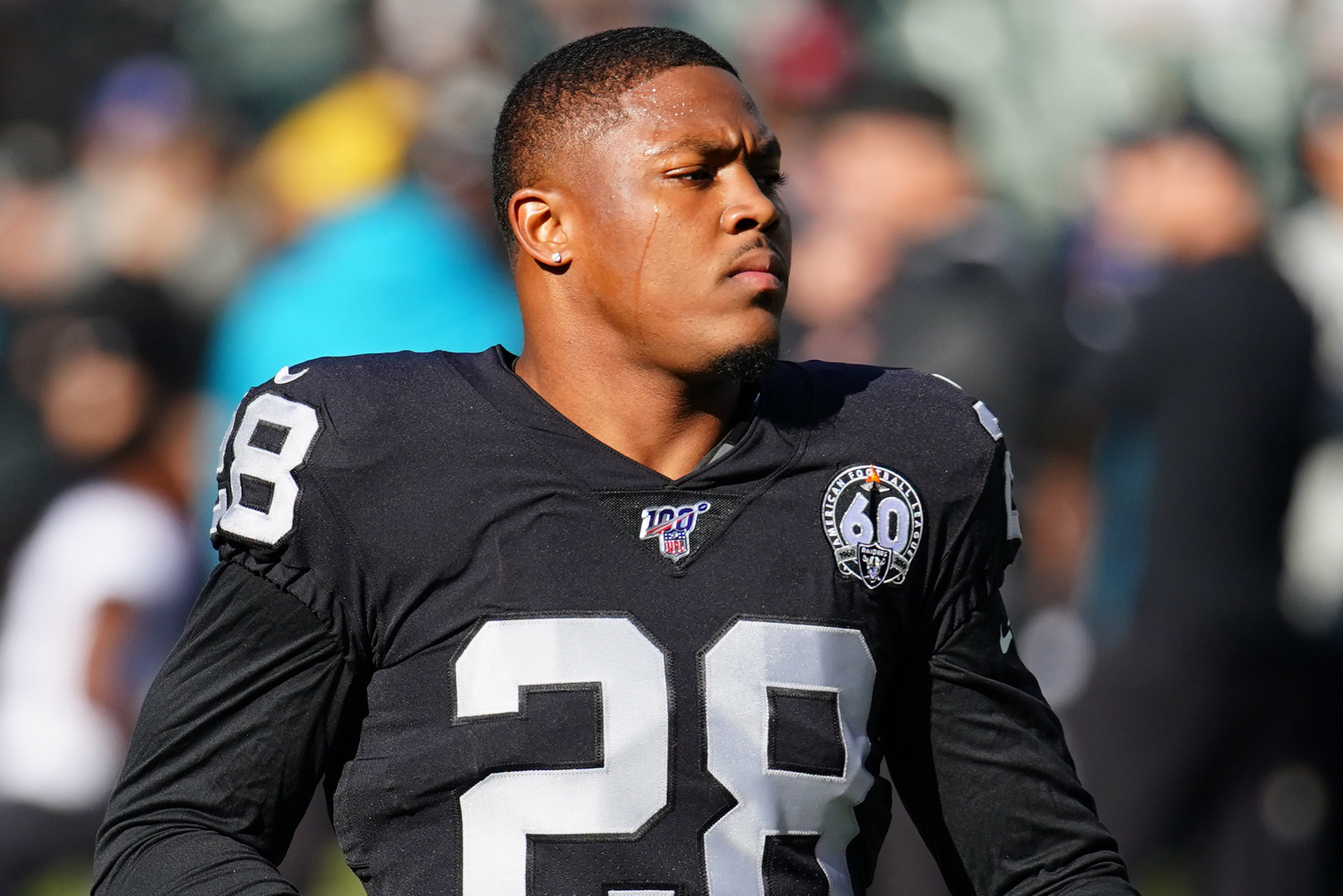 Raiders' Josh Jacobs plays for dad who suffered heart issue; running back's  son reportedly called 911