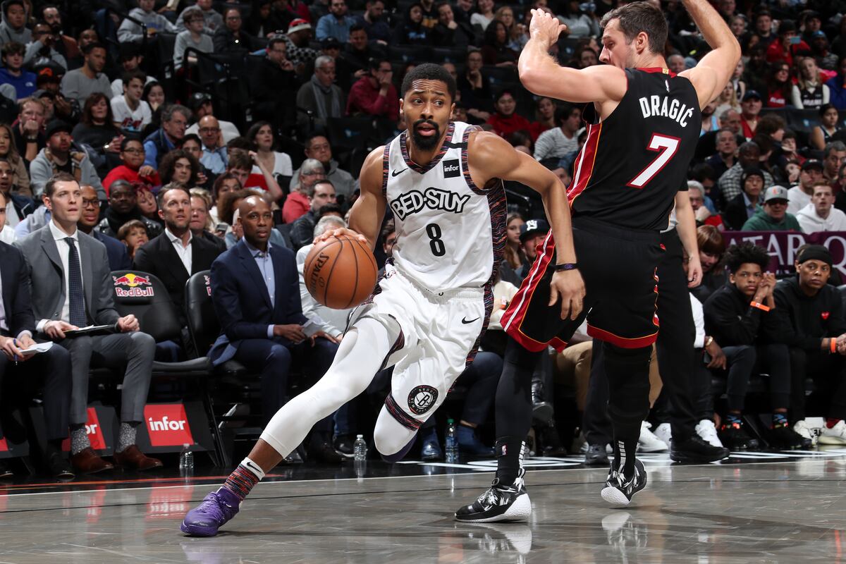 Spencer Dinwiddie, Nets Surge in 2nd Half to Beat Heat Despite Jimmy ...