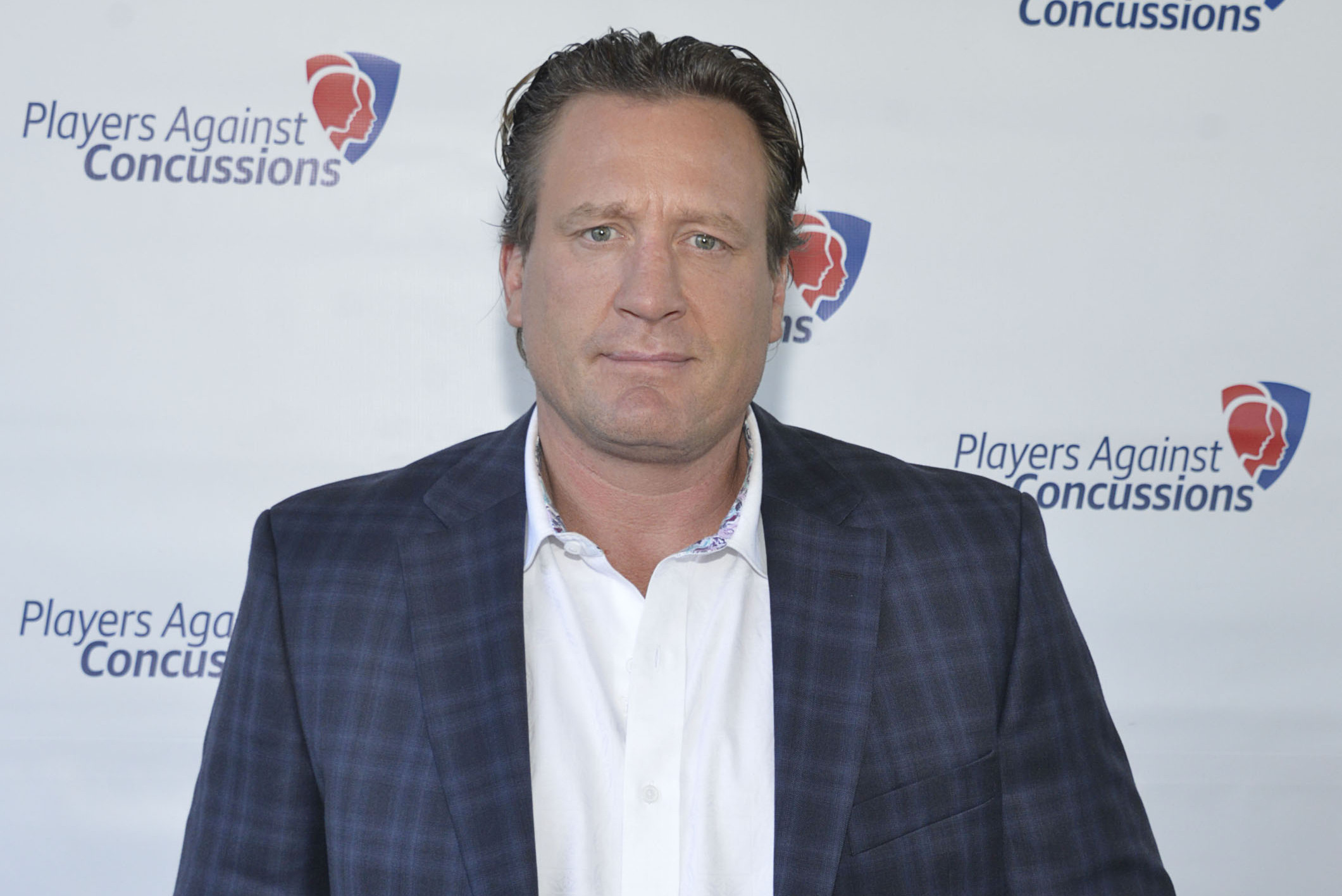 Jeremy Roenick Describes Life After 13 Concussions
