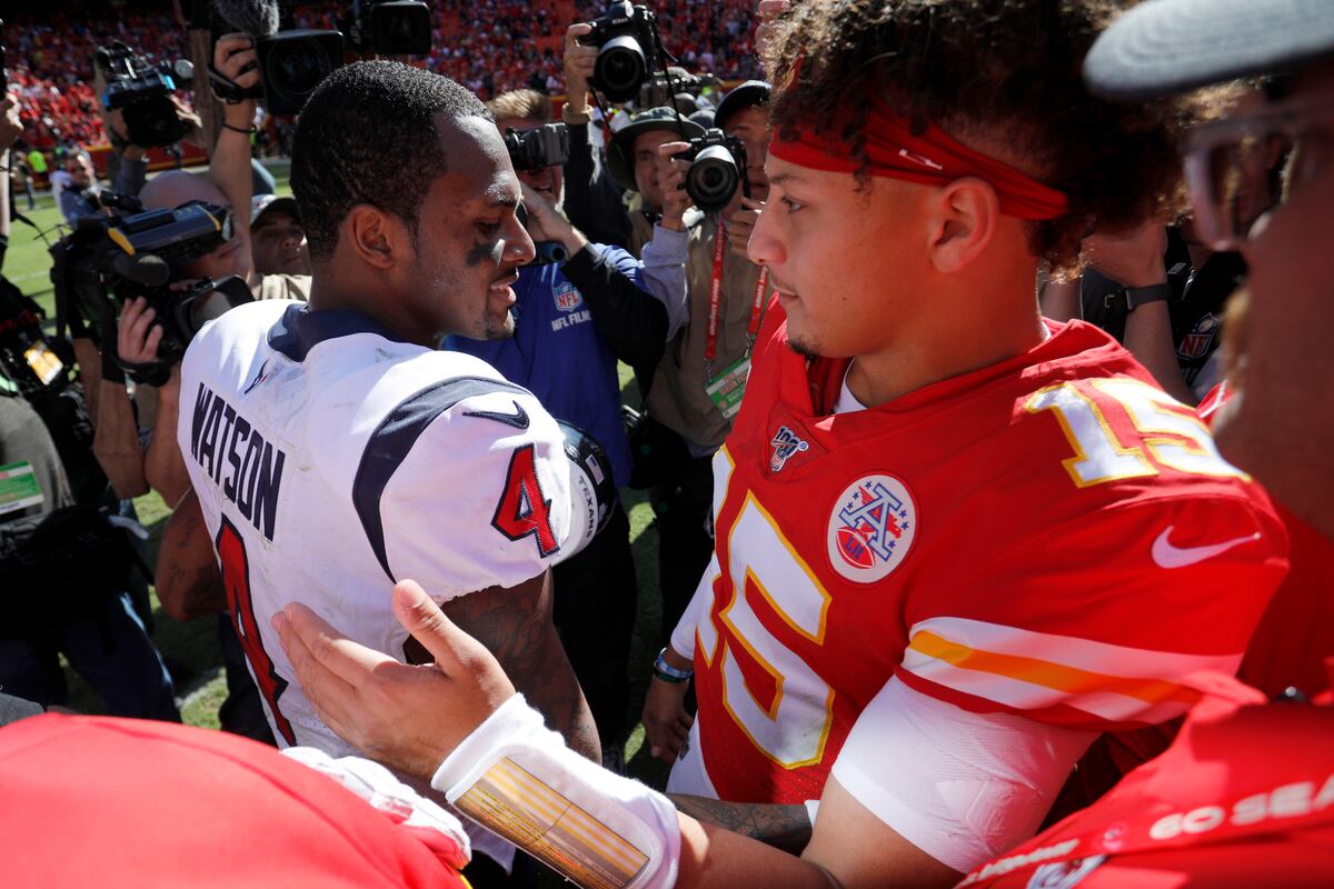 Latest Rumors on Contracts for Chiefs' Patrick Mahomes, Texans' Deshaun