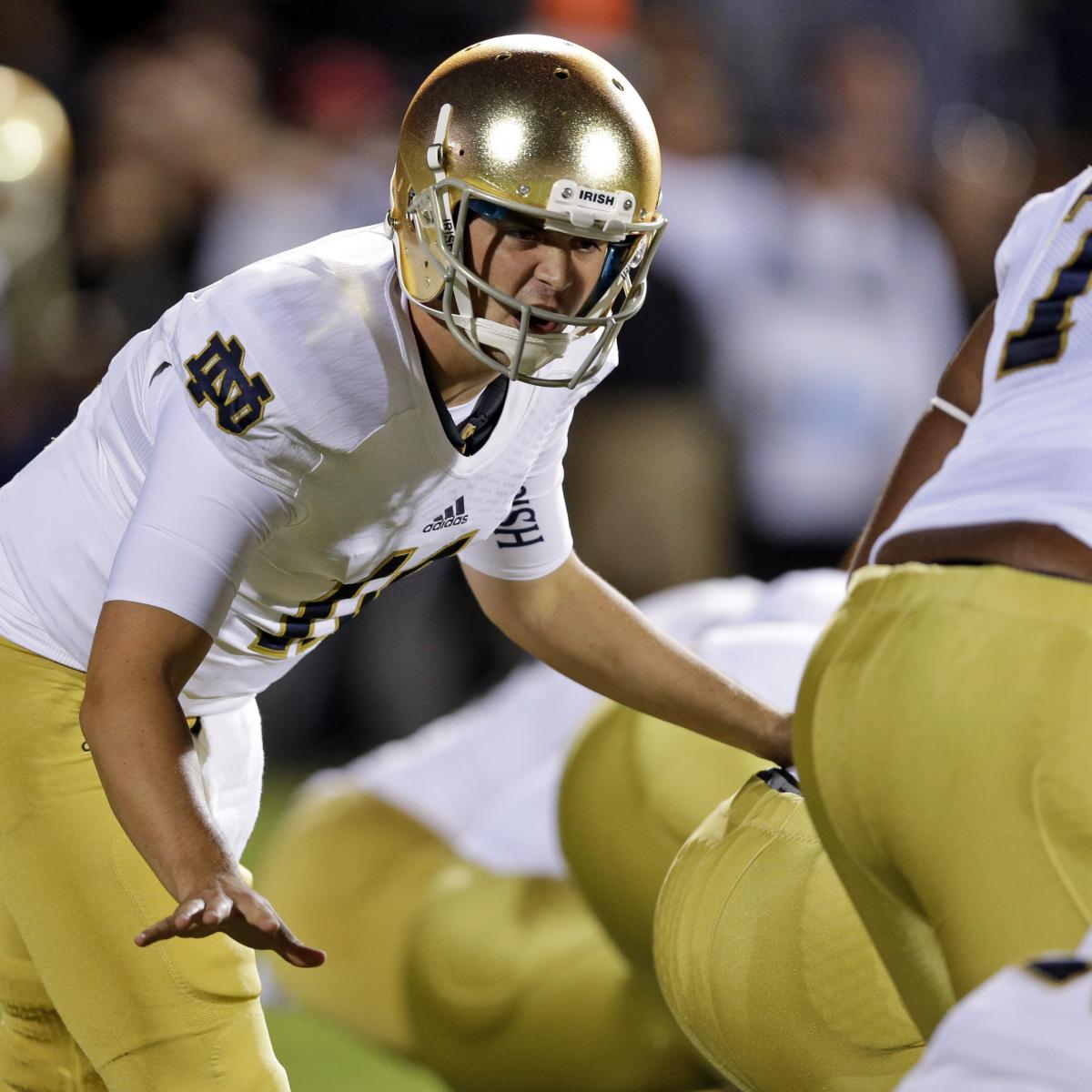 former-notre-dame-qb-tommy-rees-named-fighting-irish-offensive