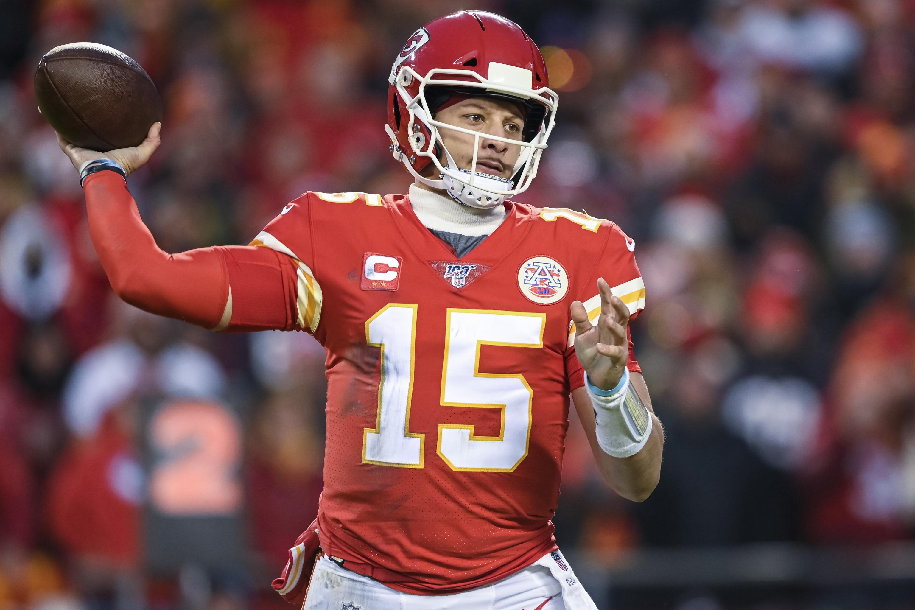 Chiefs favored by 7.5 points over Titans in AFC Championship Game