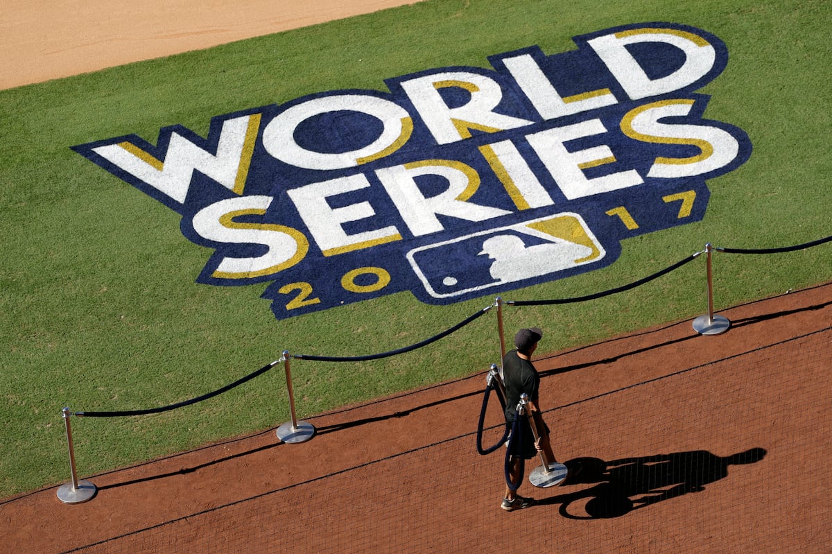 LA City Council to Vote on Asking MLB to Award 2017, 2018 World Series Titles | Bleacher Report | Latest News, Videos and Highlights