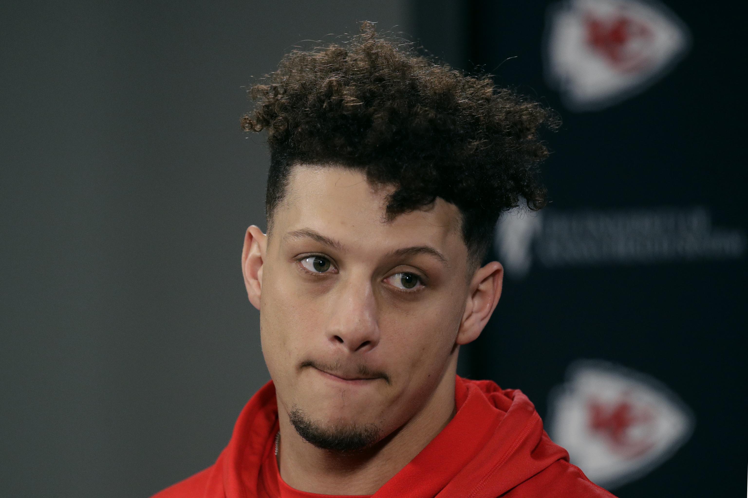 Chiefs lose Patrick Mahomes to concussion, but claw past Browns to