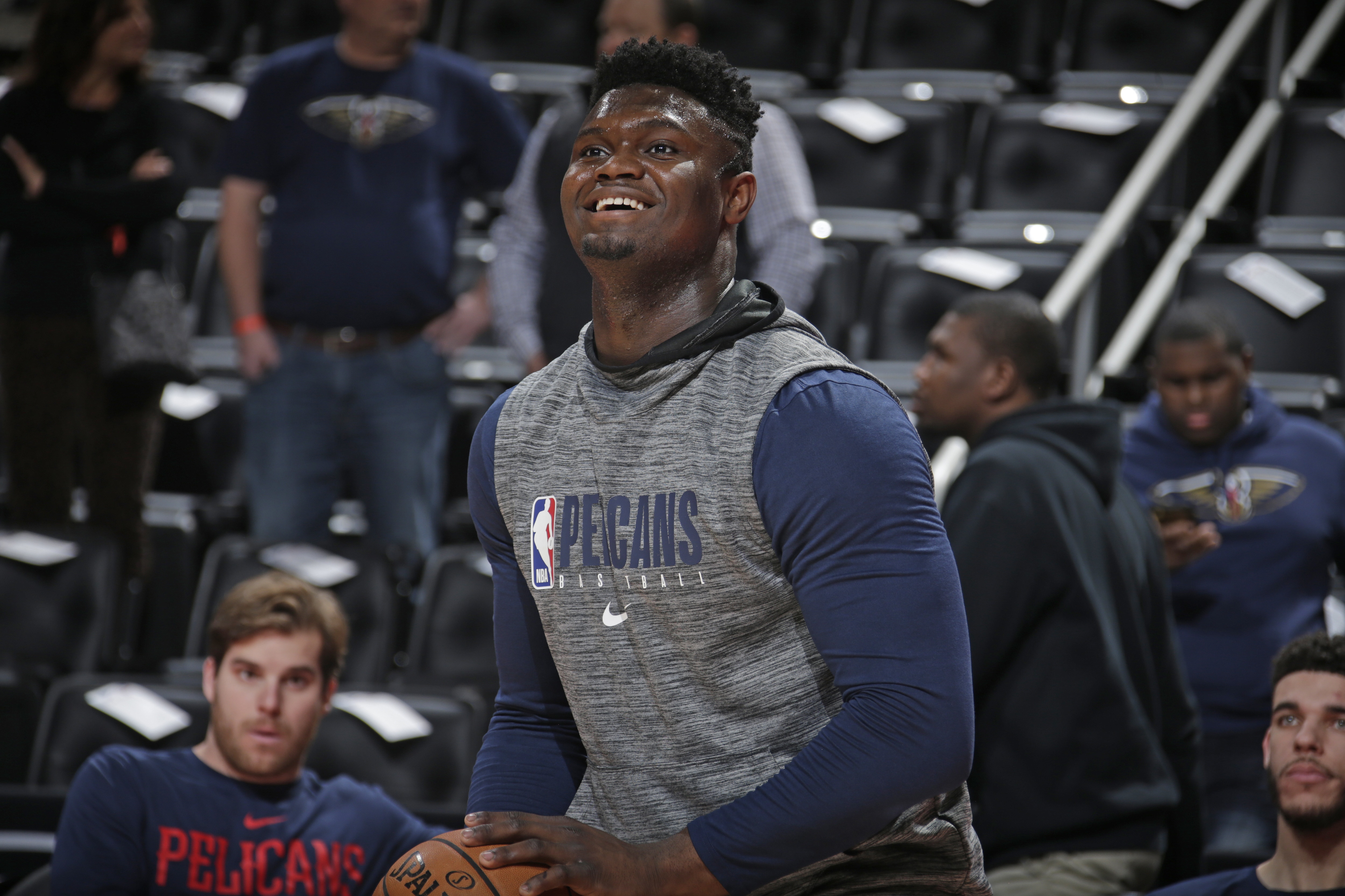 史詩級別的新秀！Zion首秀吸引大規模媒體前來採訪，媒體陣容堪比重磅季後賽場次！-黑特籃球-NBA新聞影音圖片分享社區