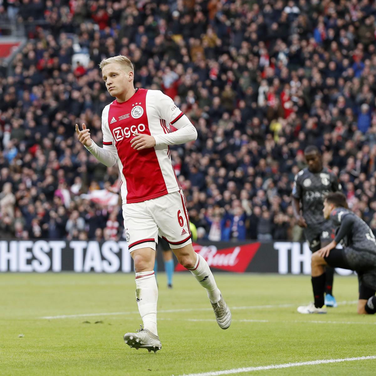 Donny van de Beek Plays Down Real Madrid Transfer Rumours ...