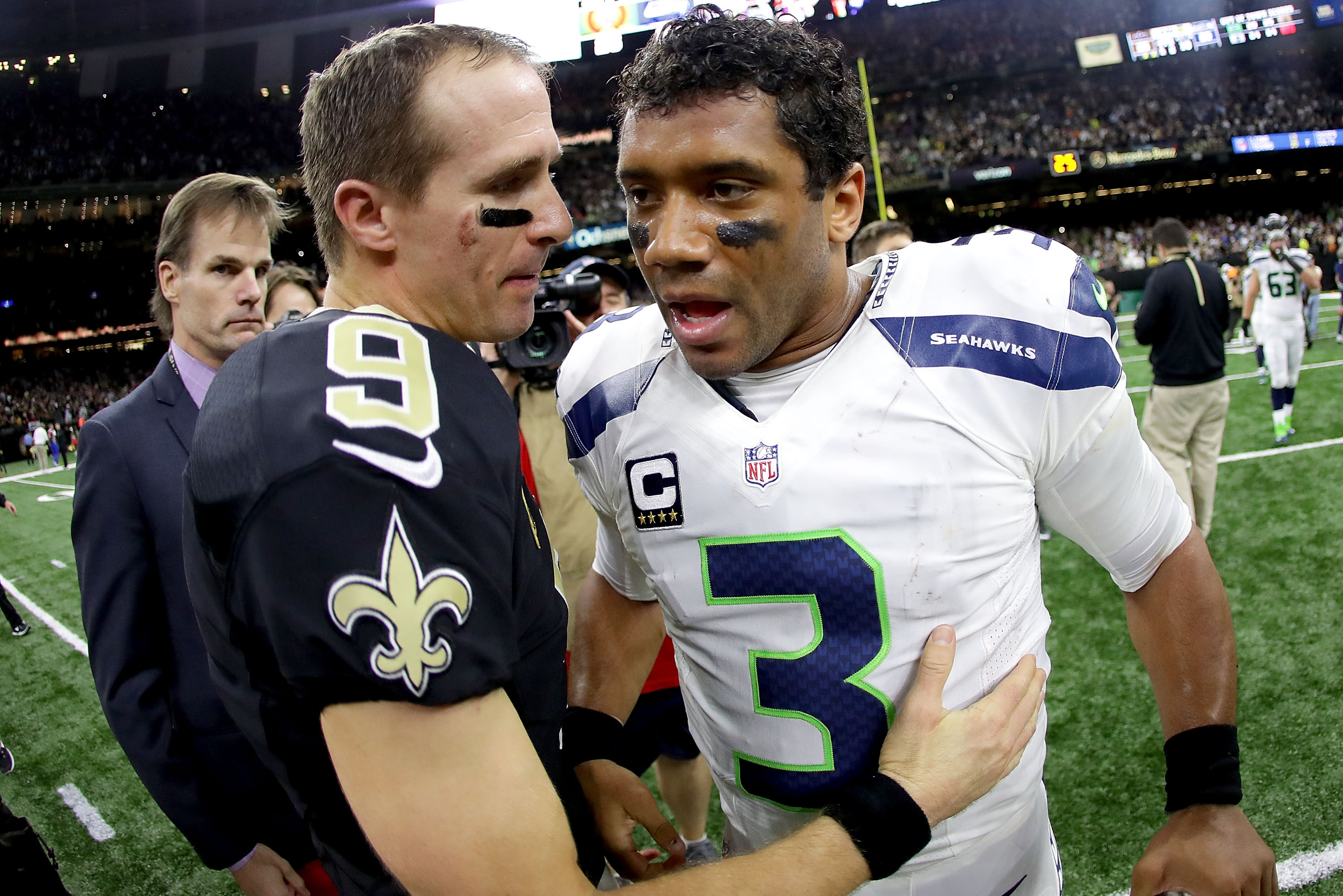 Russell Wilson Giving up Spot as Pro Bowl Starting QB to Drew Brees