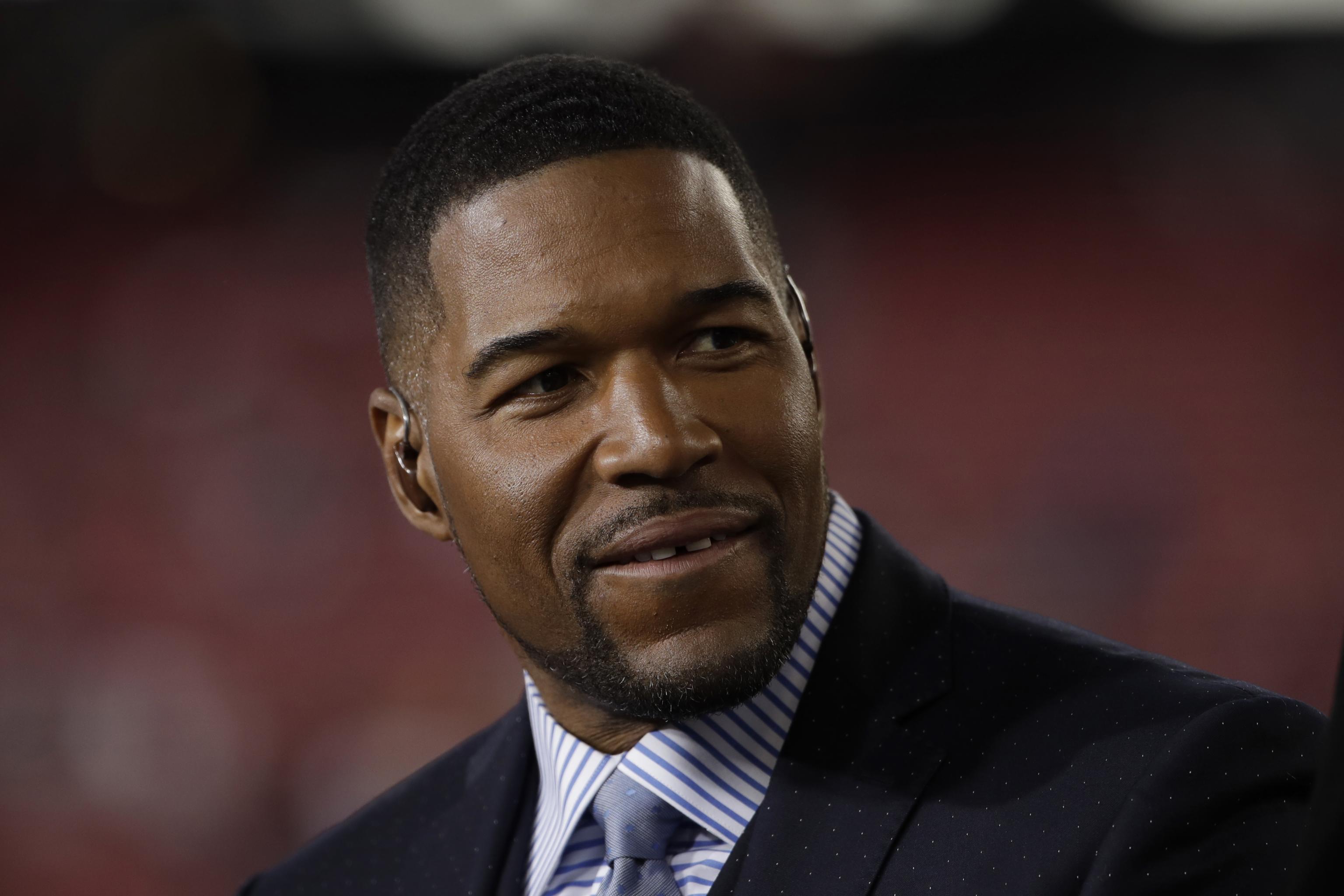 New York Giants to retire Michael Strahan's jersey number 92