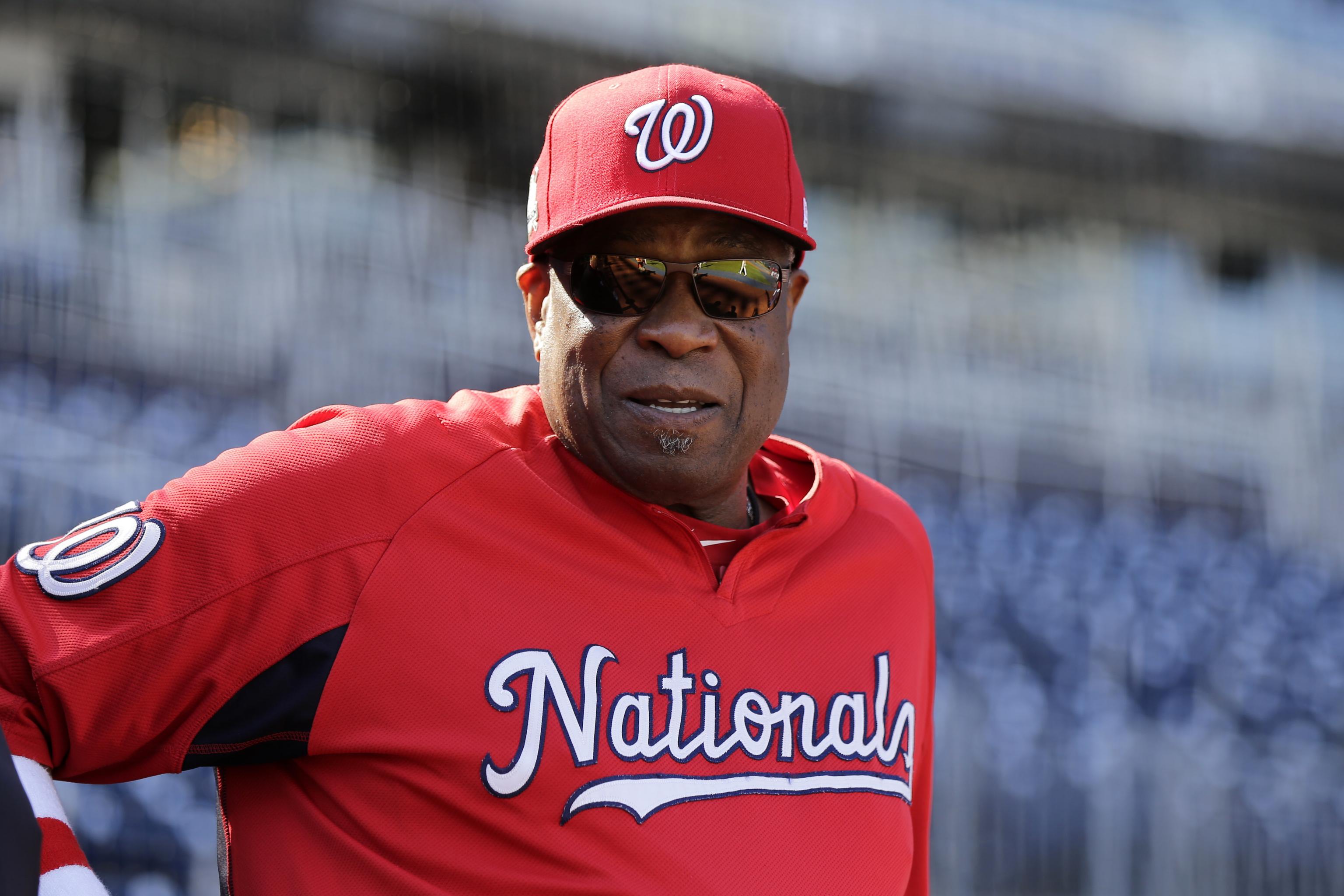 Astros pick up manager Dusty Baker's contract option