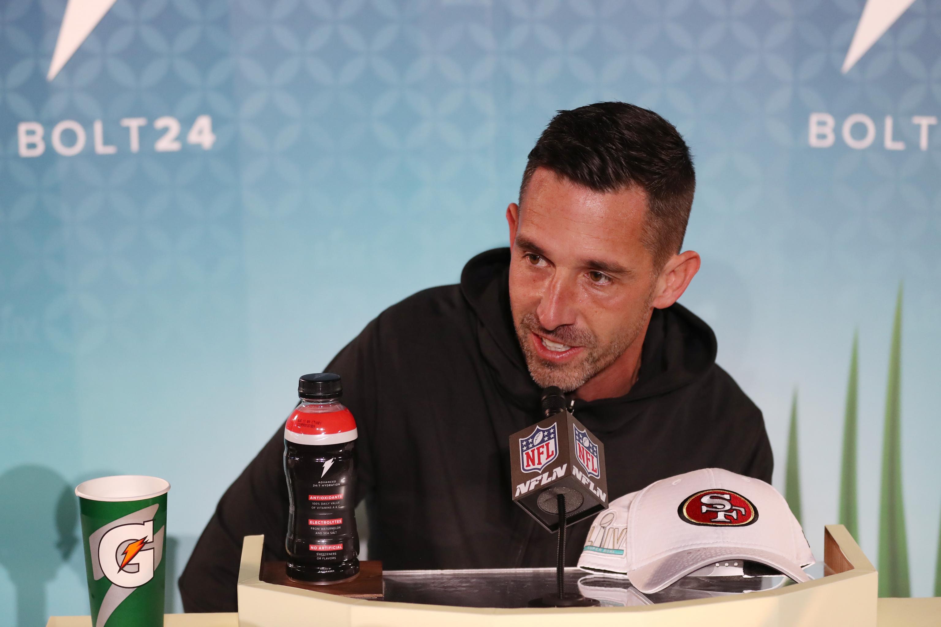 Barber: Kyle Shanahan has a lot to gain, or lose, vs. Bill Belichick