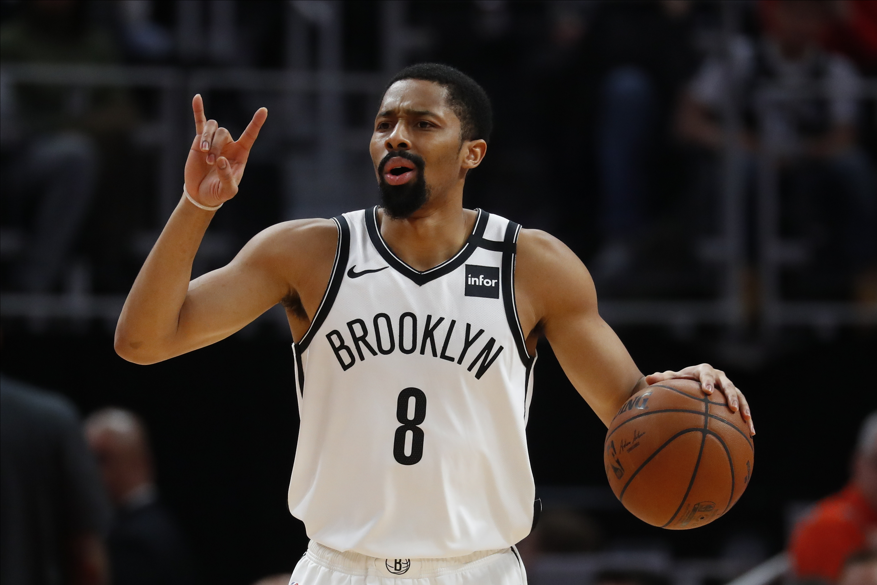 Spencer Dinwiddie, Terrence Ross Change Jersey Numbers After Kobe