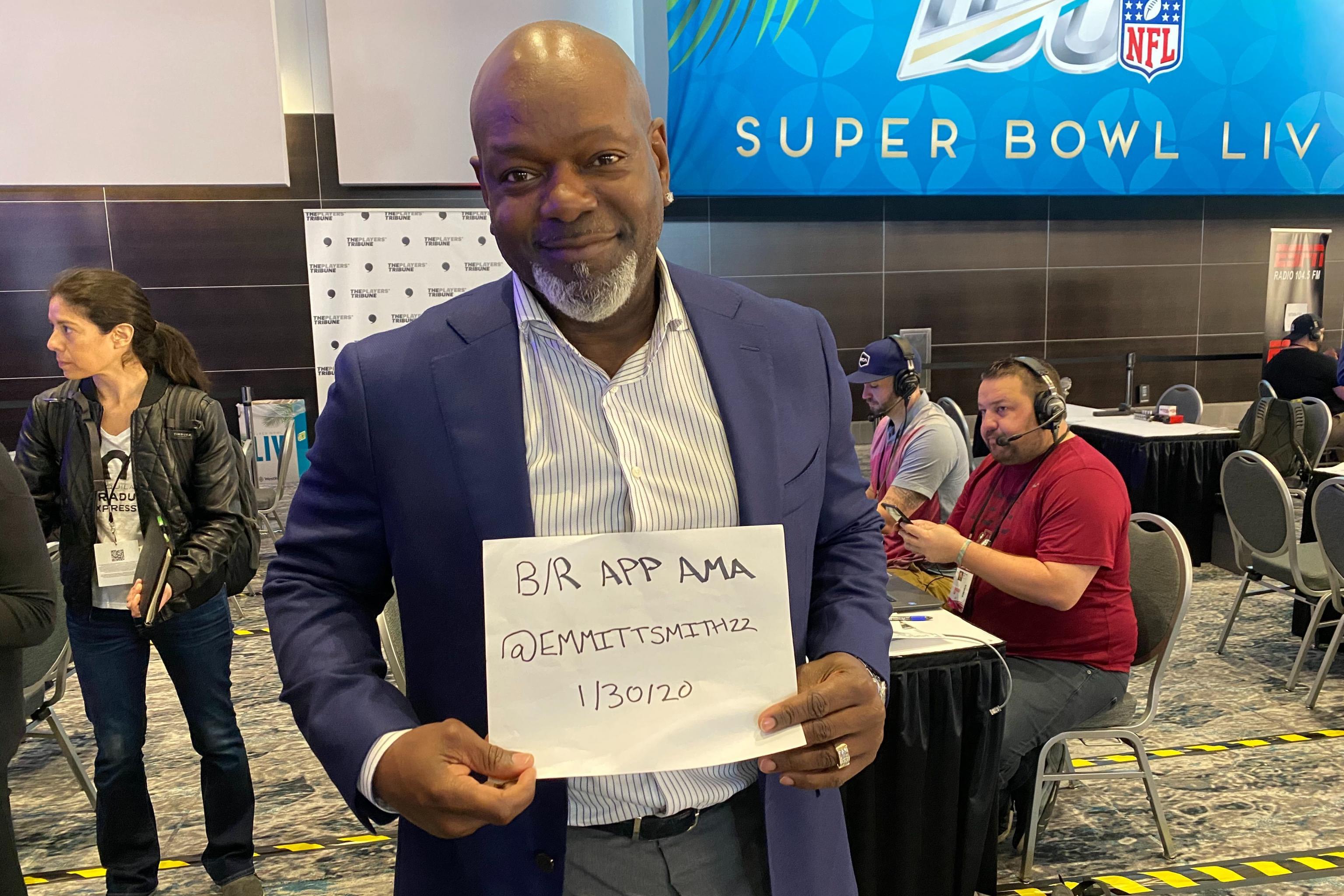 Don't expect any Dallas Cowboys to wear Emmitt Smith's No. 22