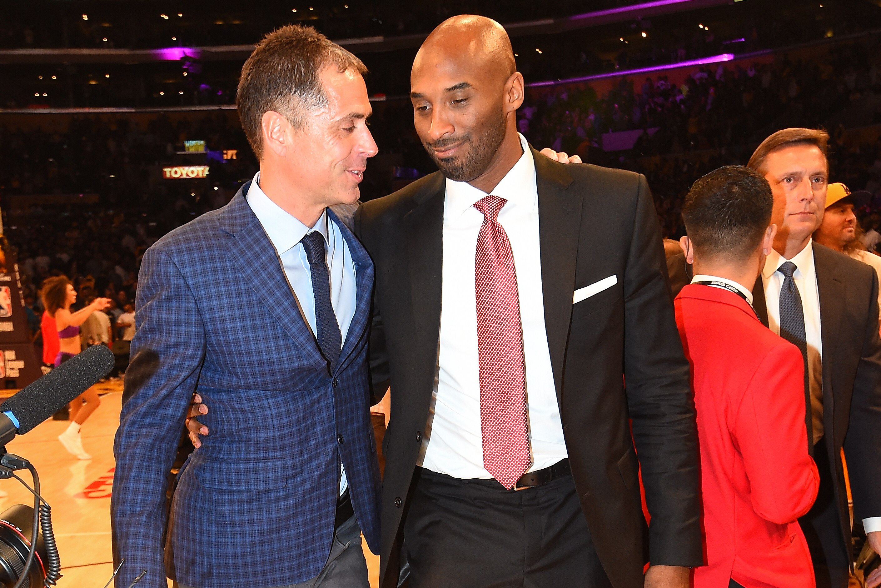 rob pelinka kobe bryant