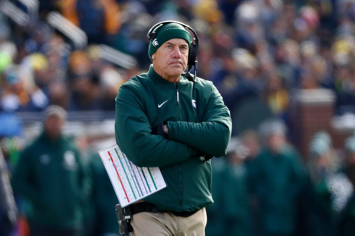 Mark Dantonio Steps Down as MSU HC; Will Remain with ...