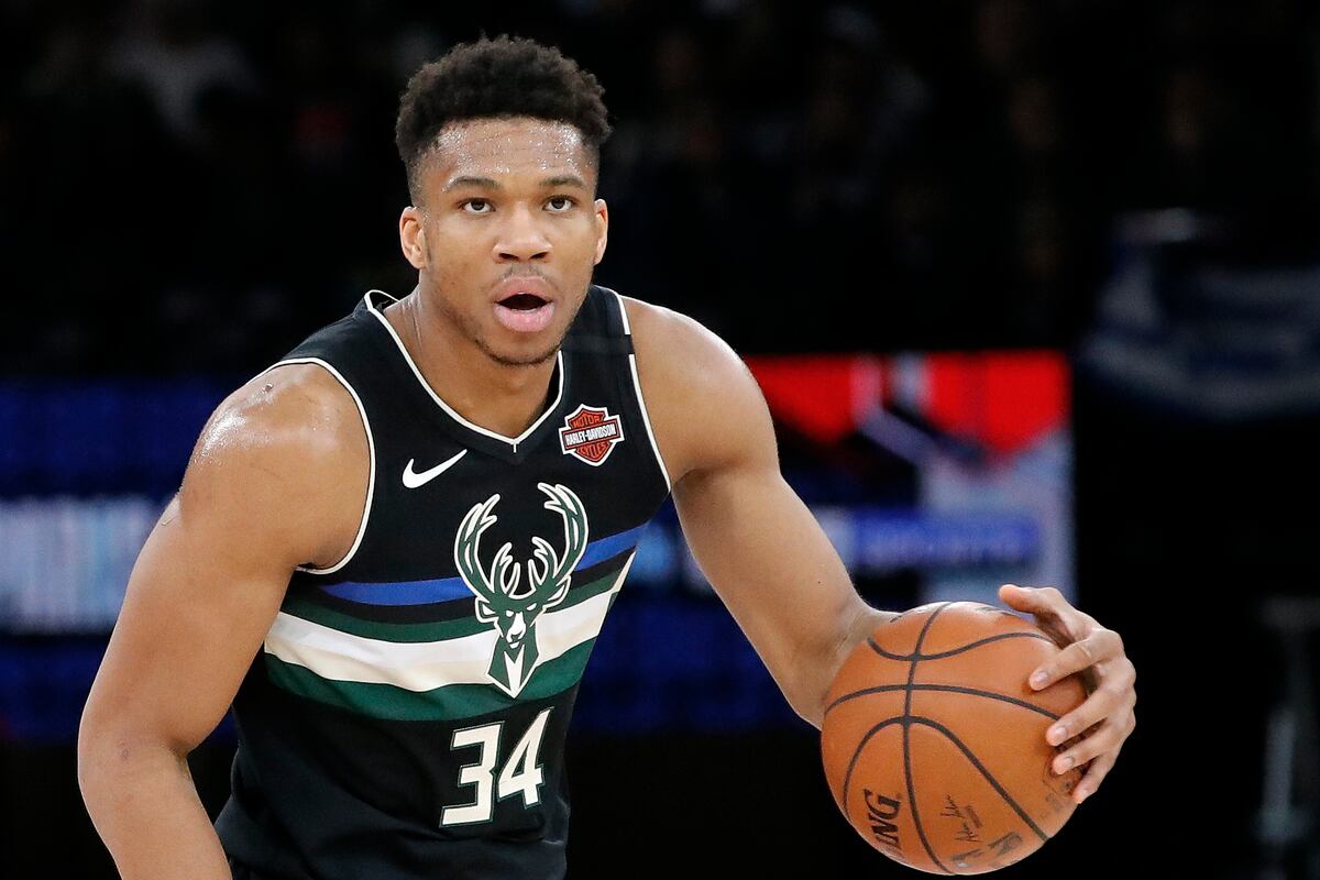 Giannis Antetokounmpo and son steal show at NBA All-Star Game