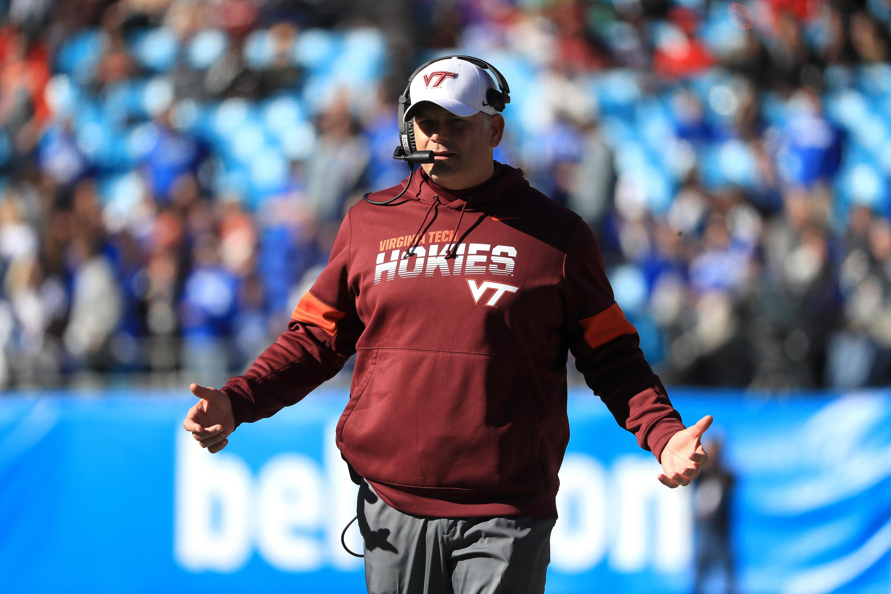 Virginia Tech QB Hooker entering transfer portal