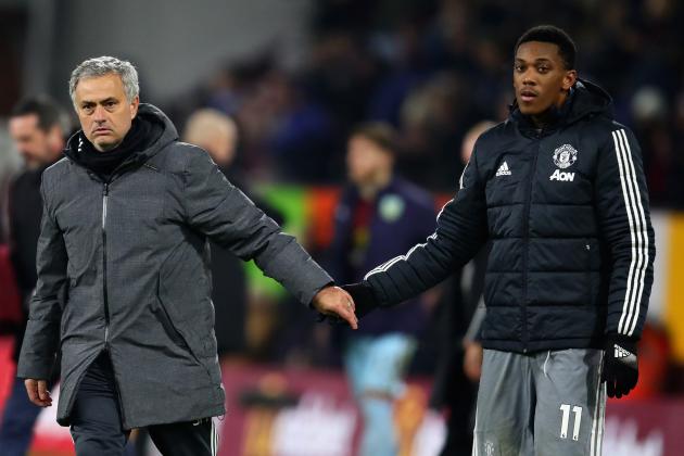 BURNLEY, ENGLAND - JANUARY 20:  Jose Mourinho, Manager of Manchester United shakes hands with goalscorer Anthony Martial of Manchester United after the Premier League match between Burnley and Manchester United at Turf Moor on January 20, 2018 in Burnley, England.  (Photo by Chris Brunskill Ltd/Getty Images)