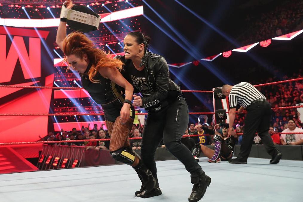 Look: WWE's Becky Lynch, Ronda Rousey trade personal insults on