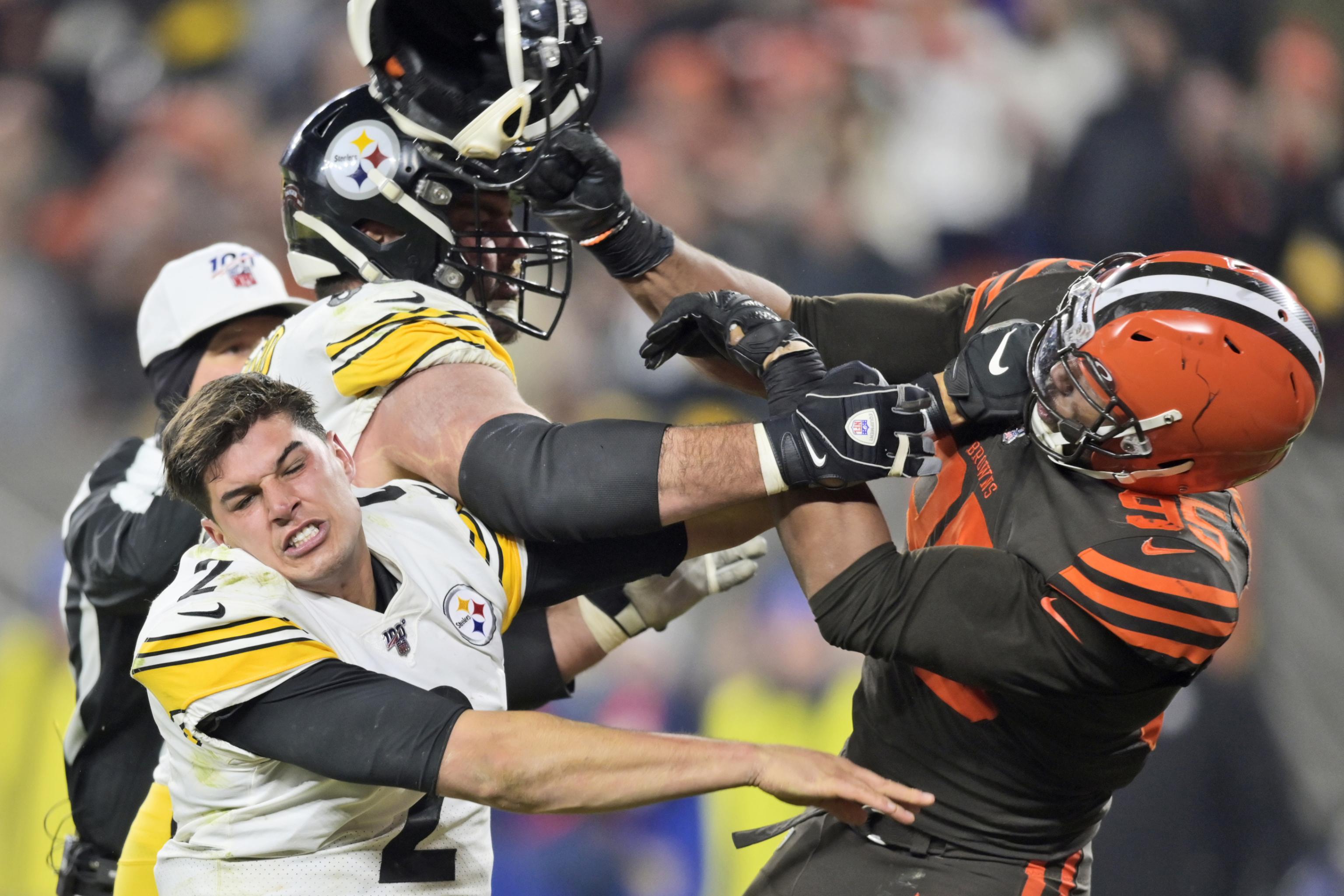 Analyst Breaks Down Myles Garrett's Performance Against Steelers