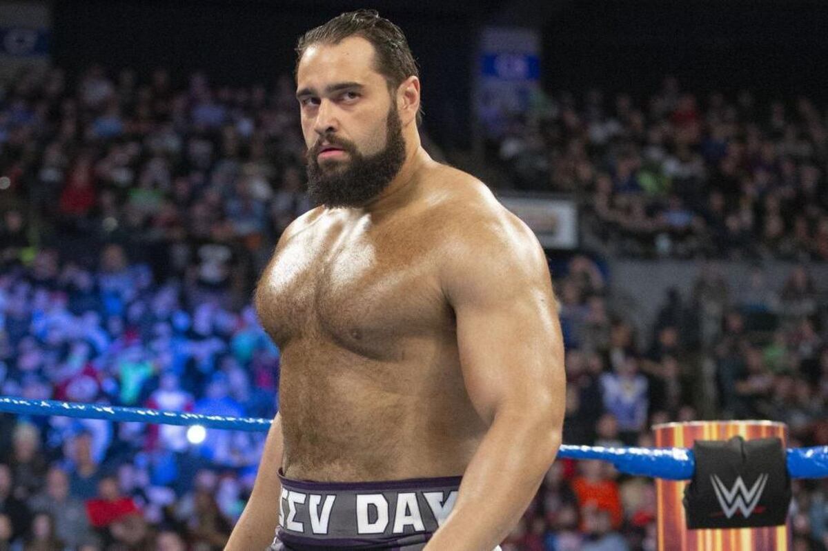 Cathy Kelley Leaving WWE, Rusev Contract Dispute, Candice LeRae Injury Update thumbnail