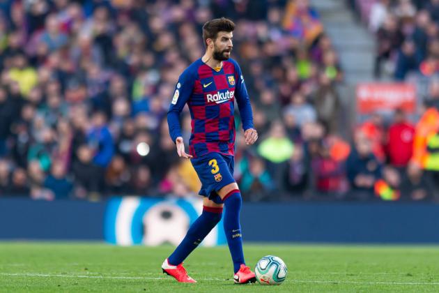 BARCELONA, SPAIN - FEBRUARY 15: (BILD ZEITUNG OUT) Gerard Pique of FC Barcelona controls the ball during the Liga match between FC Barcelona and Getafe CF at Camp Nou on February 15, 2020 in Barcelona, Spain. (Photo by Alejandro/DeFodi Images via Getty Images)