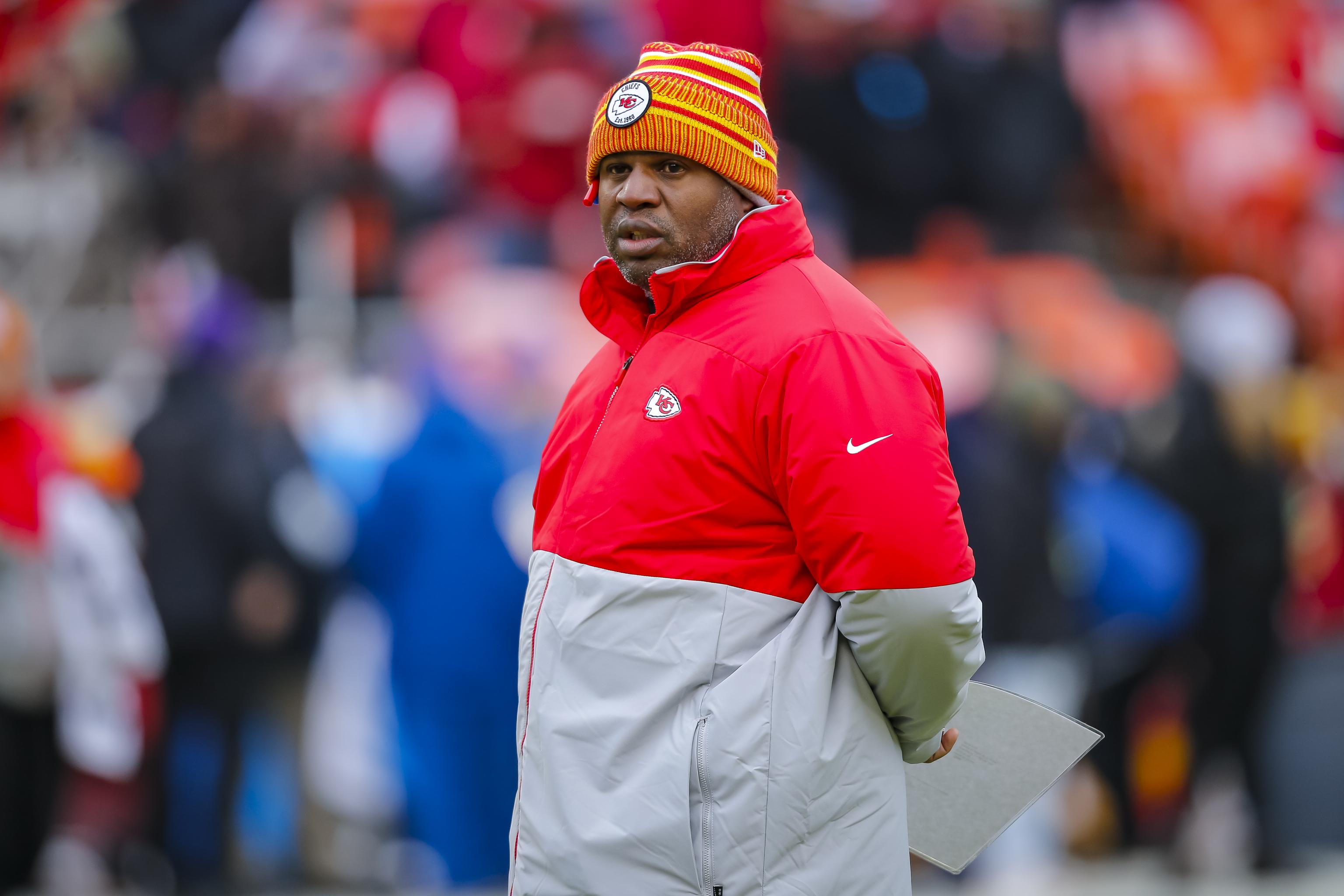 Report: Chiefs OC Eric Bieniemy Is 'Strong Candidate' for Vacant