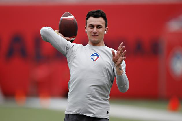 MEMPHIS, TN - MARCH24: Johnny Manziel #2 of the Memphis Express warms up before a game against the Birmingham Iron at the Liberty Bowl Memorial Stadium on March 24, 2019 in Memphis, Tennessee. The Express defeated the Iron 31-25.  (Photo by Wesley Hitt/AAF/Getty Images)