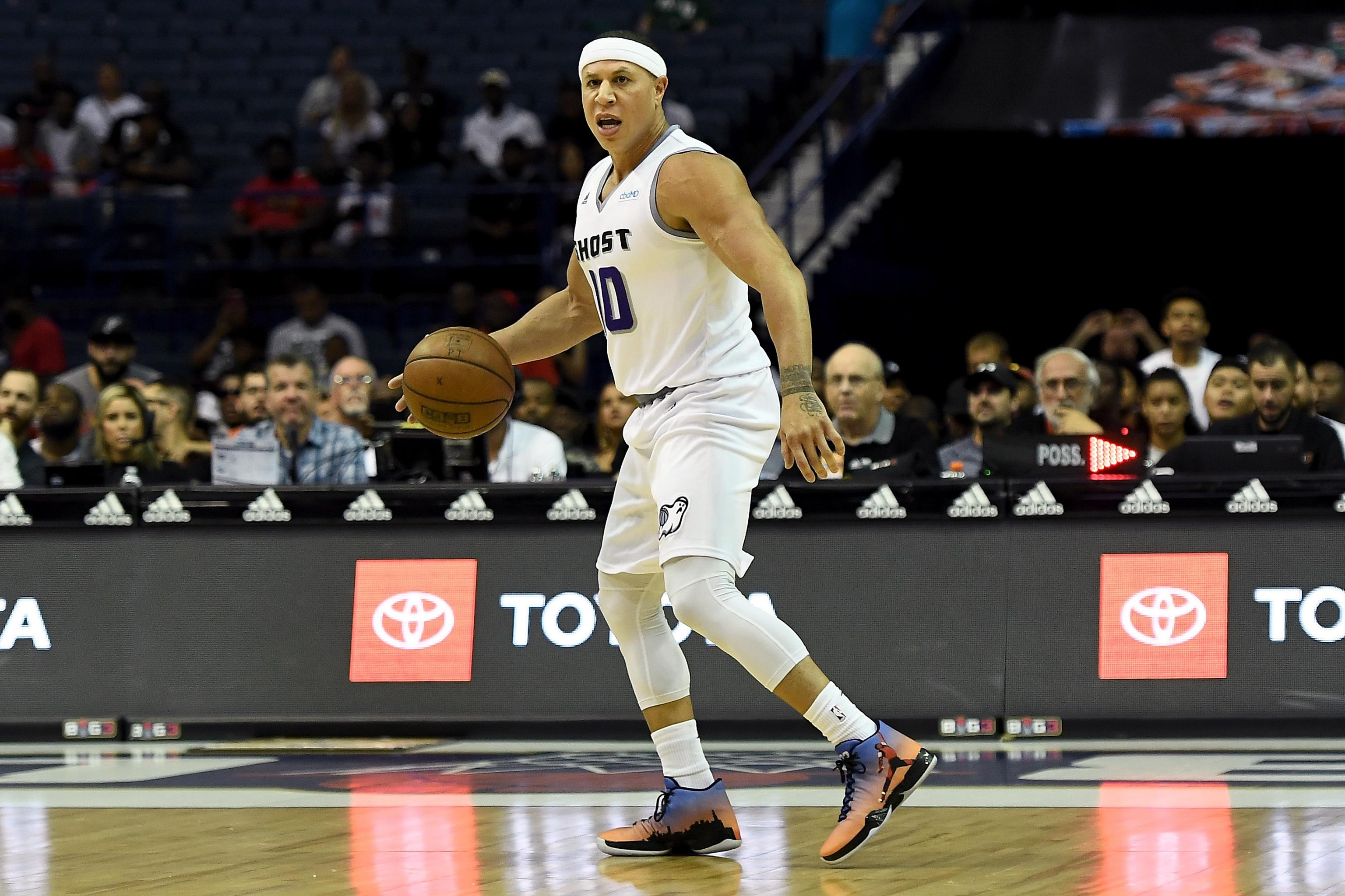 Mike Bibby Tops BIG3 Leaderboards