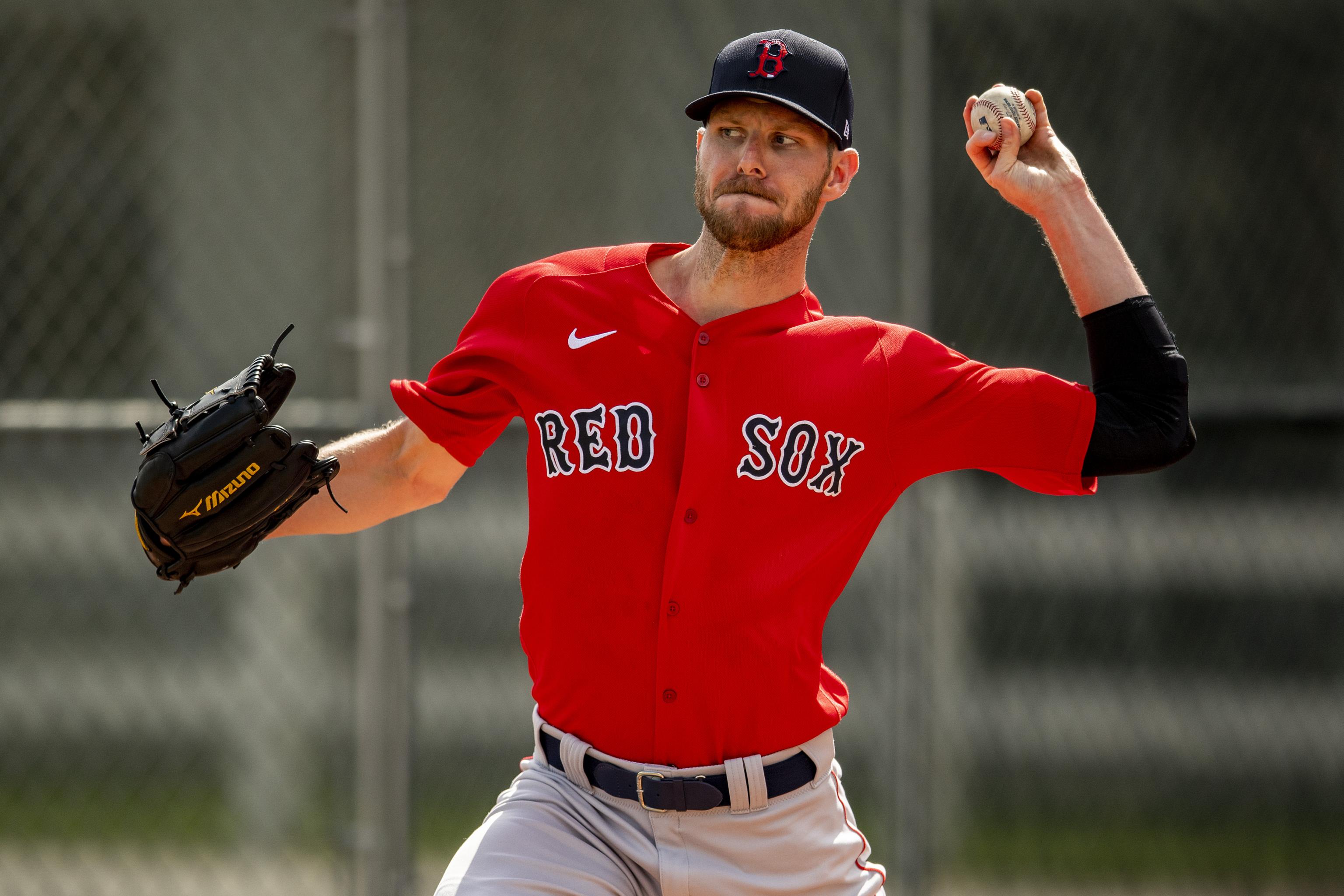 Chris Sale undergoes second MRI and resumes throwing