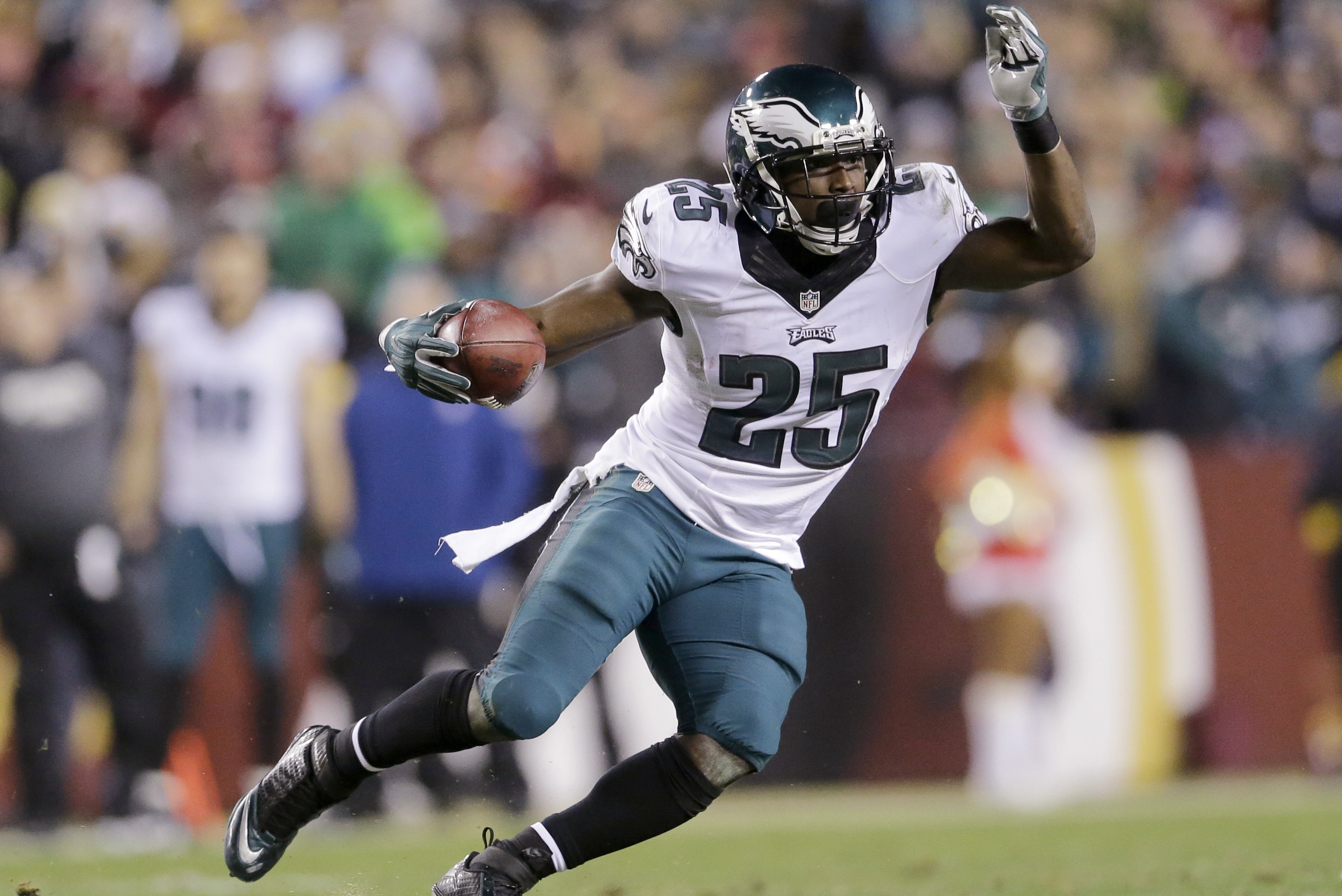 LeSean McCoy retires with Eagles, with one regret; Rodney McLeod returns