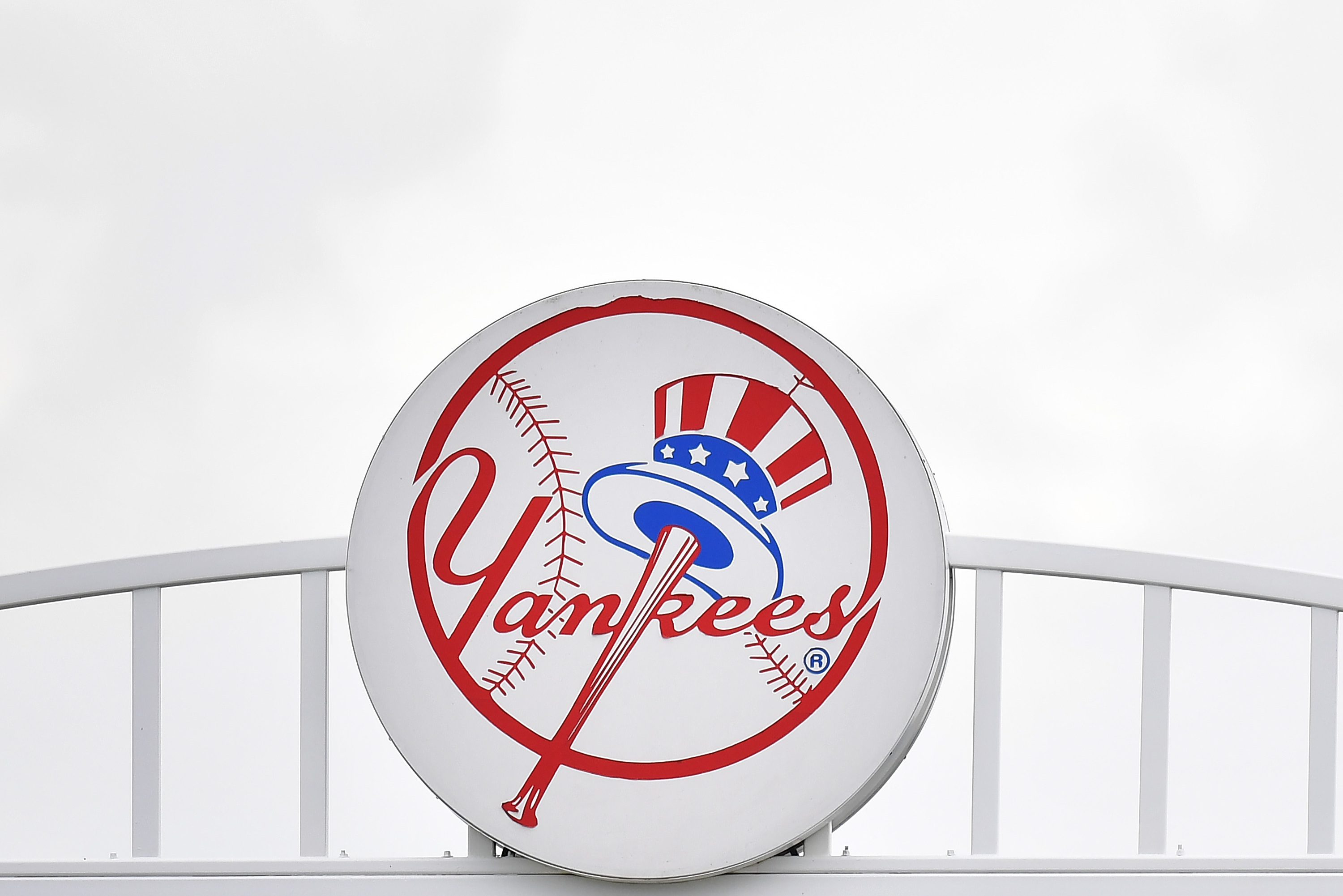 New York Yankees on X: Fresh wallpapers are proven* to make time