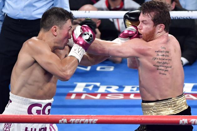 LAS VEGAS, NV - SEPTEMBER 15:  Gennady Golovkin (L) and Canelo Alvarez battle in the second round of their WBC/WBA middleweight title fight at T-Mobile Arena on September 15, 2018 in Las Vegas, Nevada. Alvarez won by majority decision.  (Photo by Ethan Miller/Getty Images)