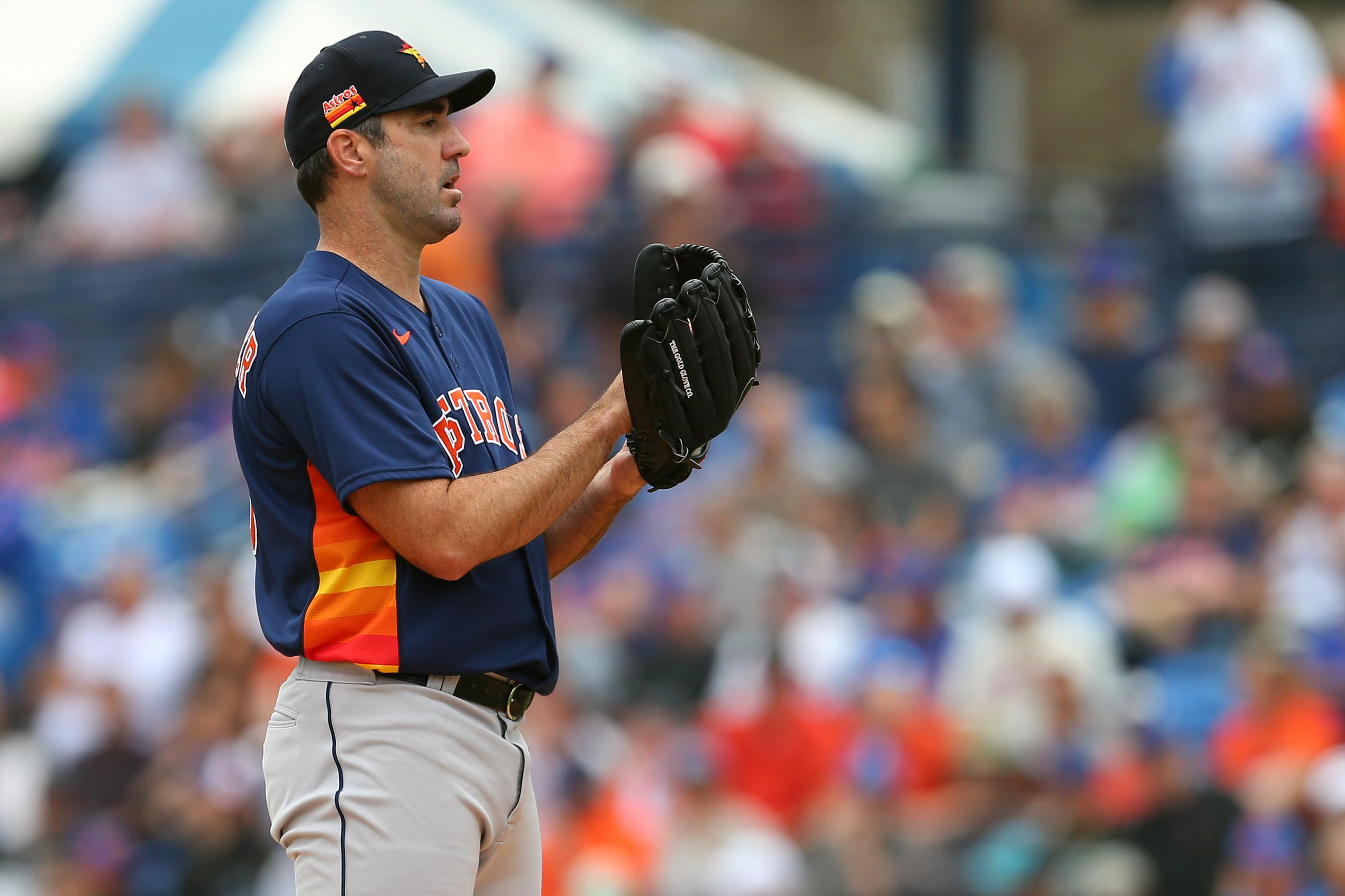 Astros ace Justin Verlander has surgery on groin