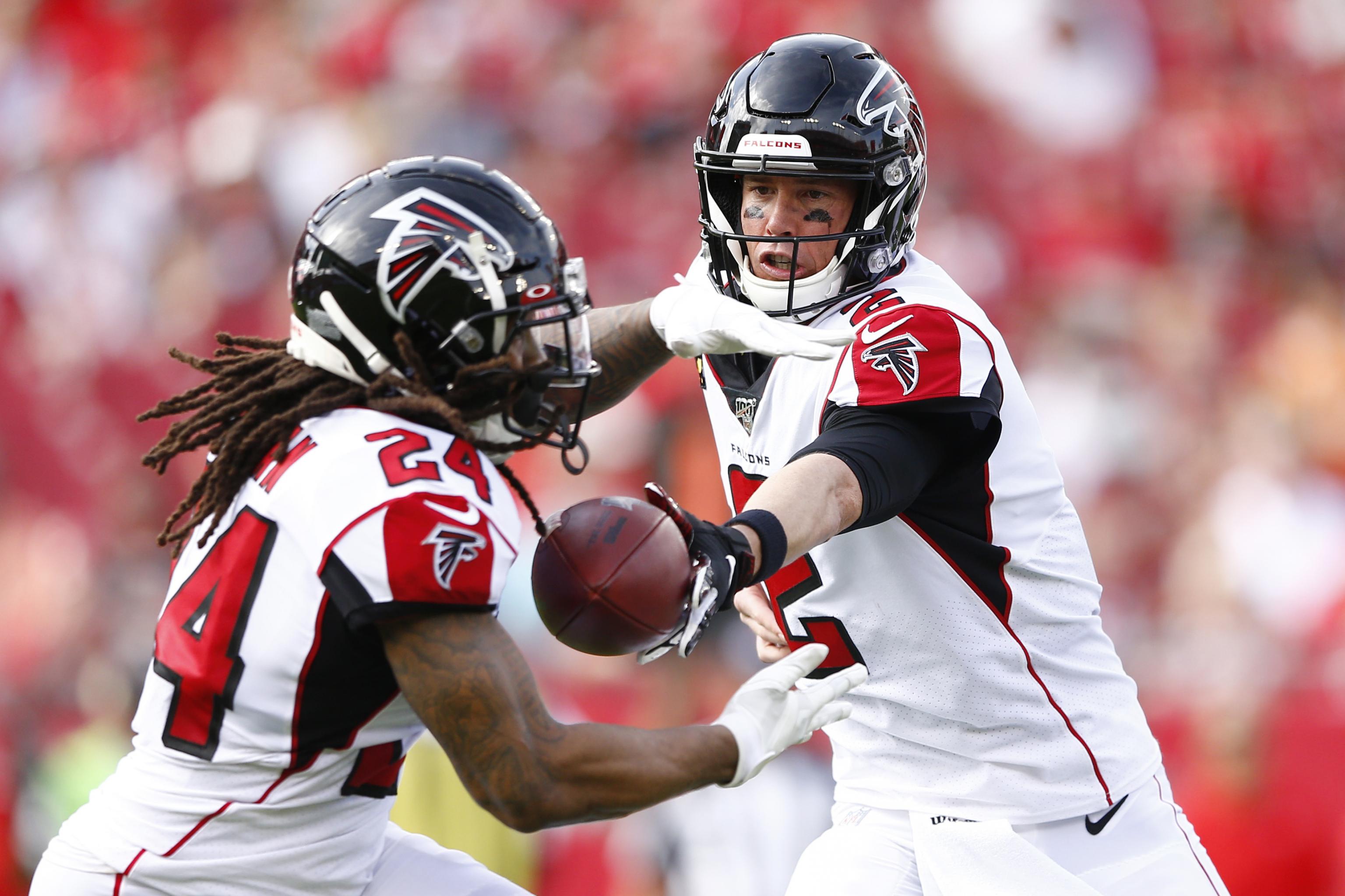 Devonta Freeman's Best Highlights from the 2016 Season