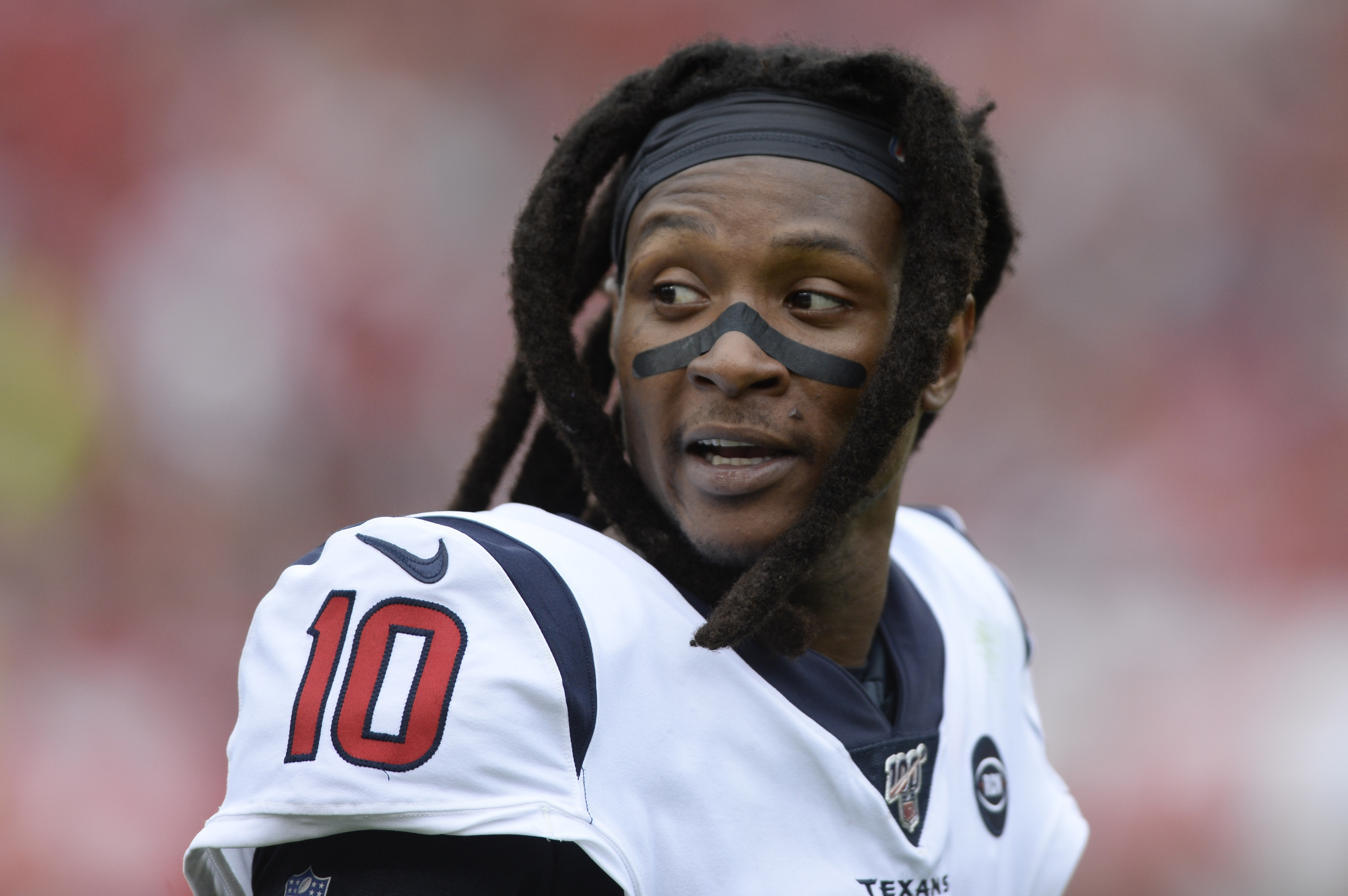 Cardinals' DeAndre Hopkins Donating $150K to Arizona COVID-19