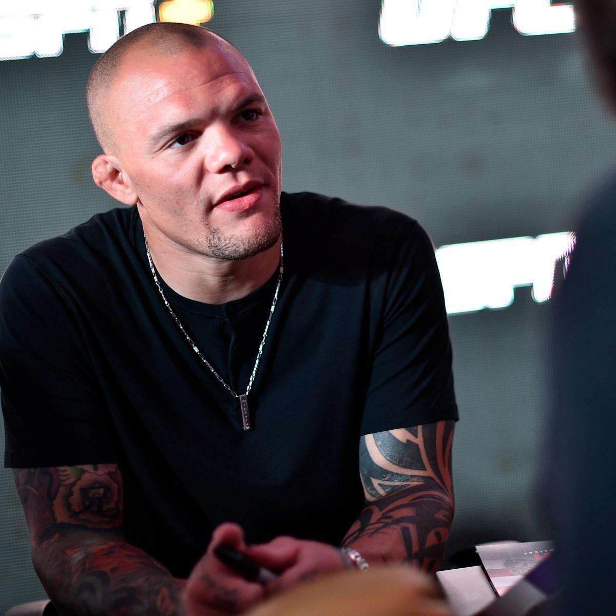 UFC's Anthony Smith Details 'Terrifying' Home Invasion; Luke Haberman