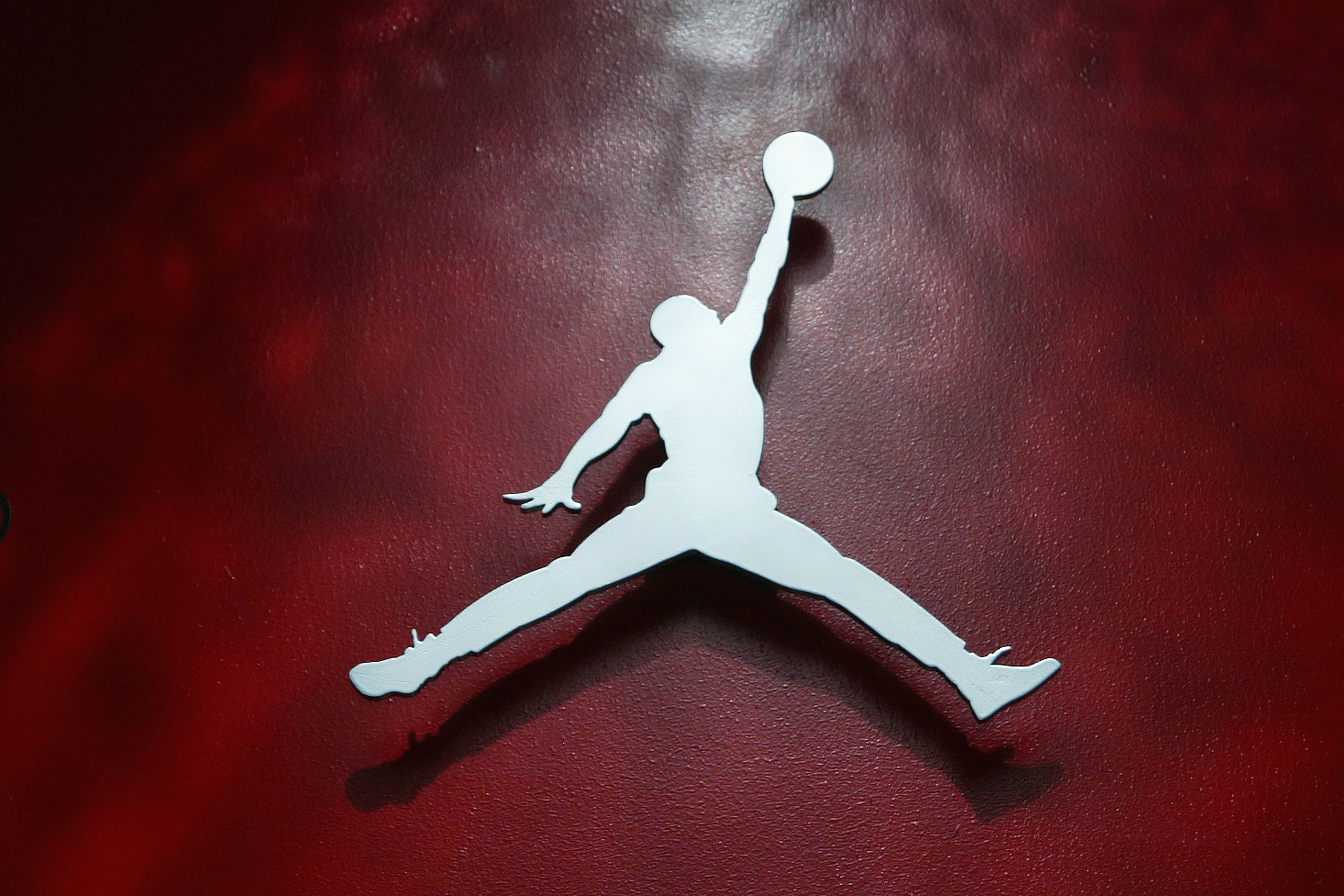 atraer palanca núcleo Michael Jordan Wins Trademark Lawsuit Appeal Against China's Qiaodan Sports  | News, Scores, Highlights, Stats, and Rumors | Bleacher Report