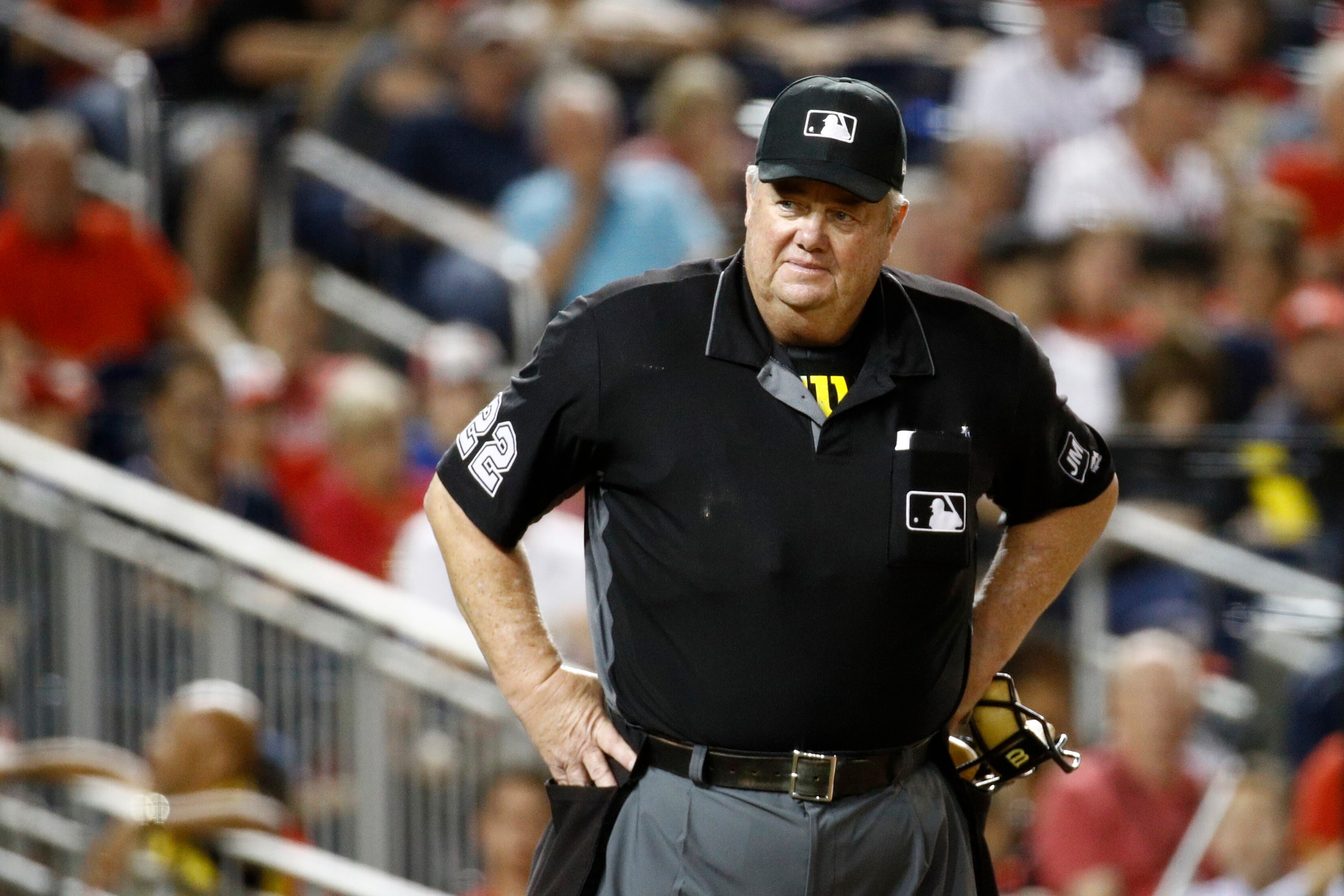 mlb umpire gear