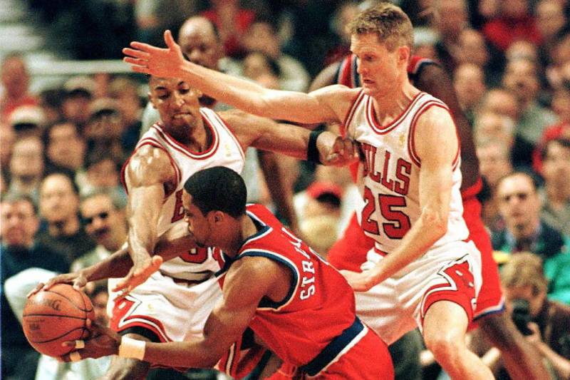 Scottie Pippen, Steve Kerr Talk Michael Jordan, Bulls Ahead of ...