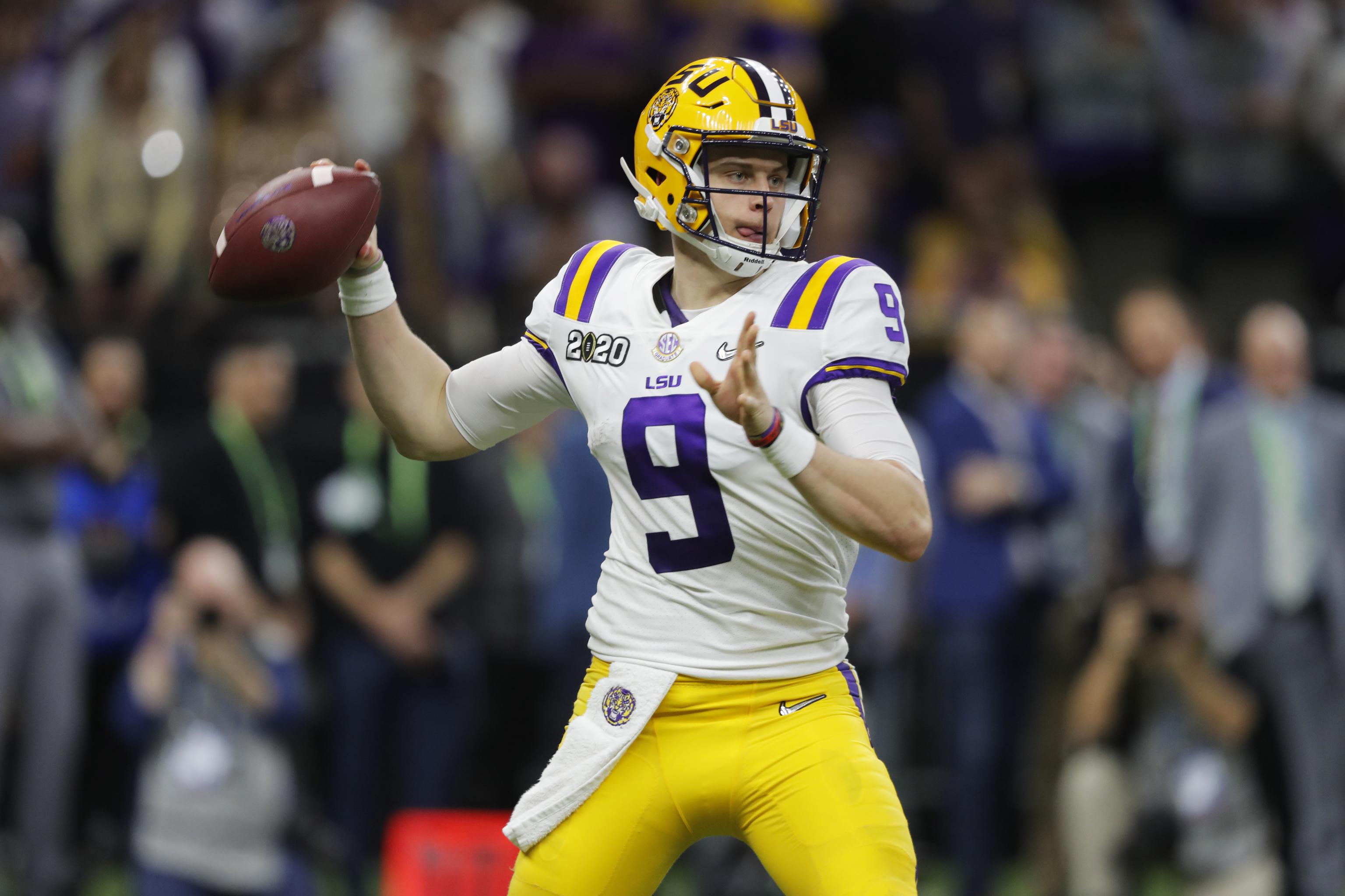 Burrow Named Walter Camp Player of the Year – LSU