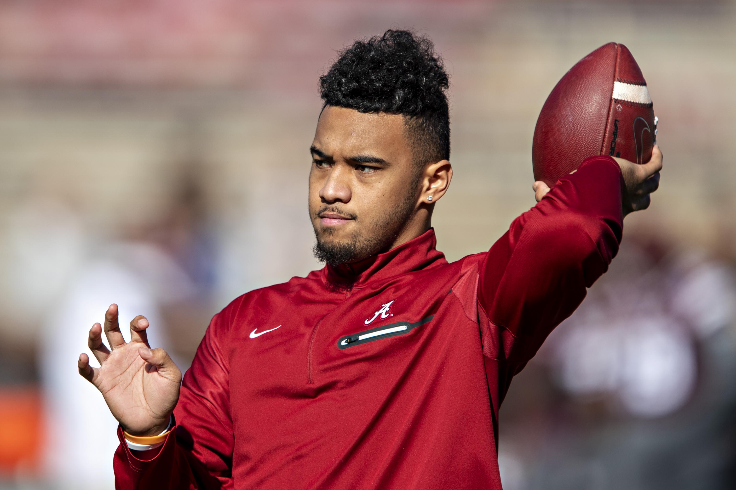 Tua Tagovailoa ranked as 15th best quarterback according to ESPN poll - The  Phinsider