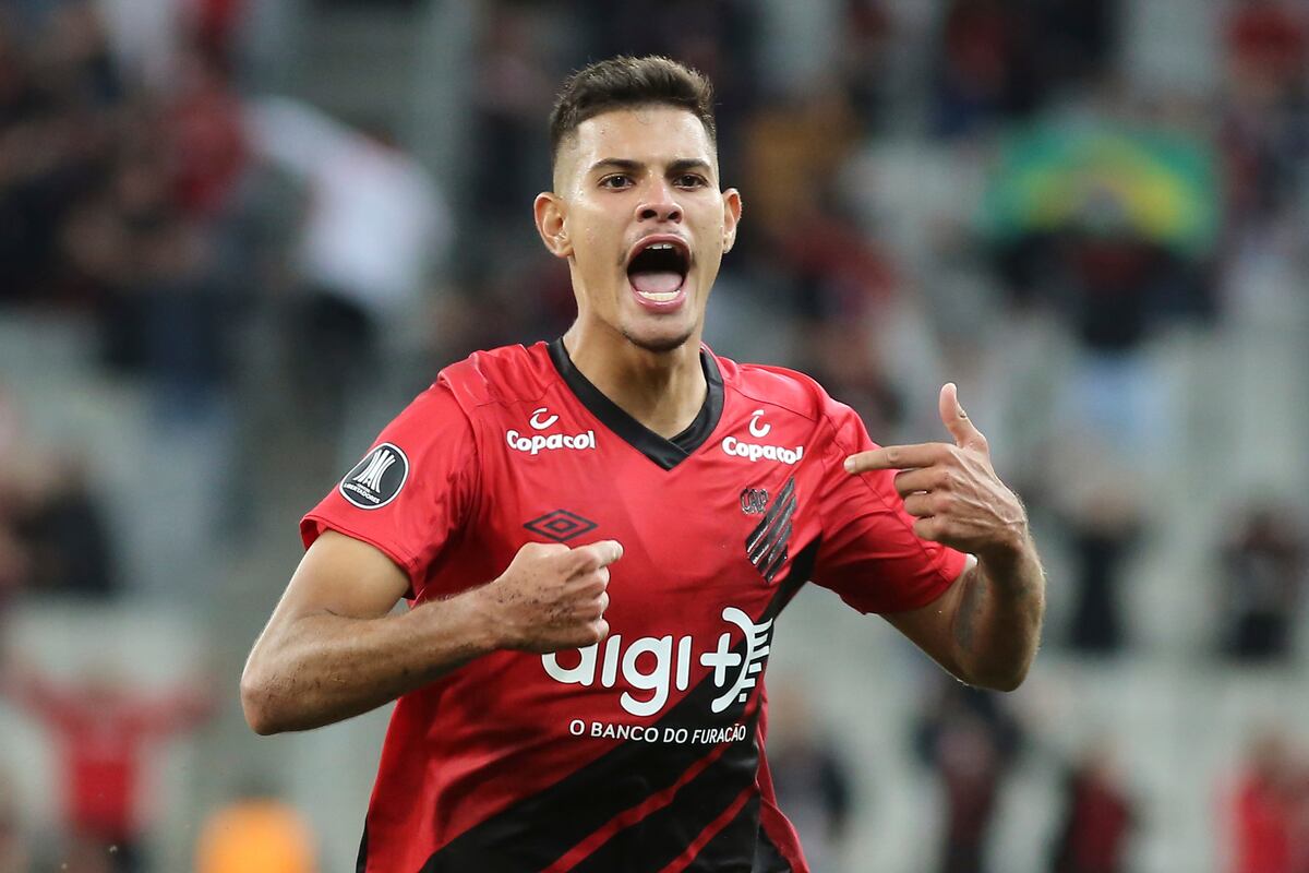Bruno Guimaraes, Nabil Bahoui Advance to FIFA 20 Stay and ...